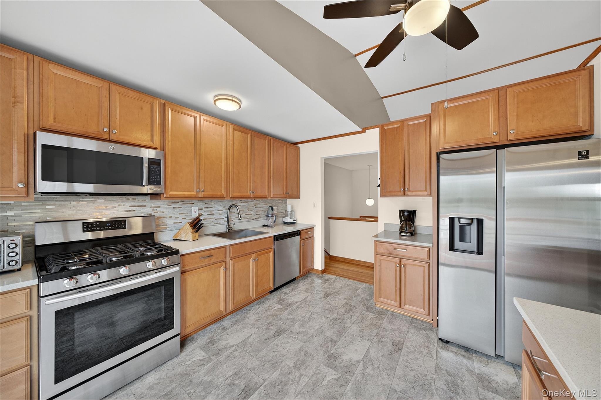 23 Macintosh Drive, Middletown, NY 10941