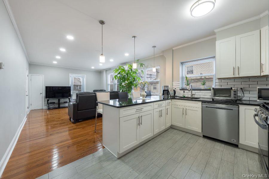 22610 147th Avenue, Springfield Gardens, NY 11413