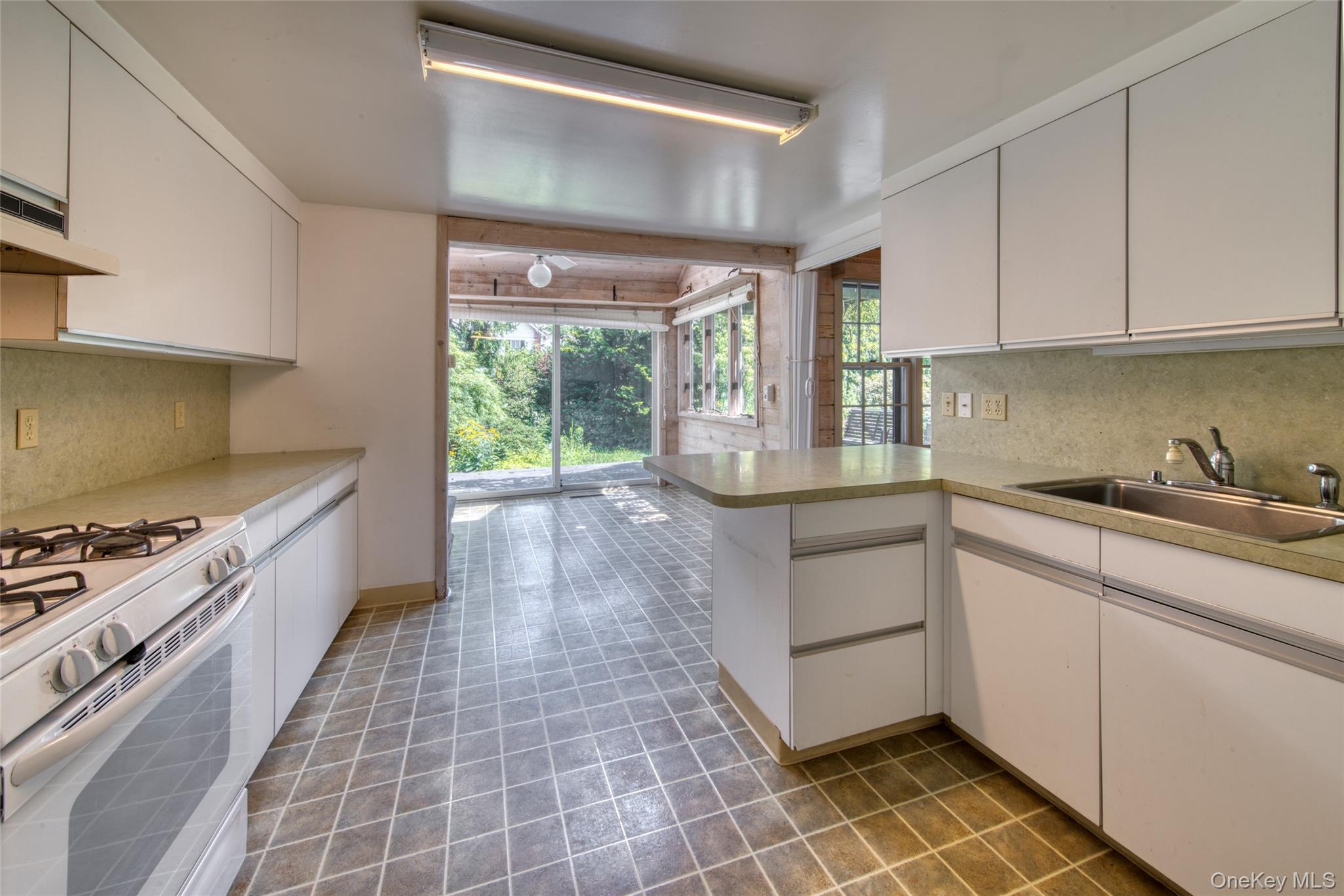 270 North Street, Cutchogue, NY 11935