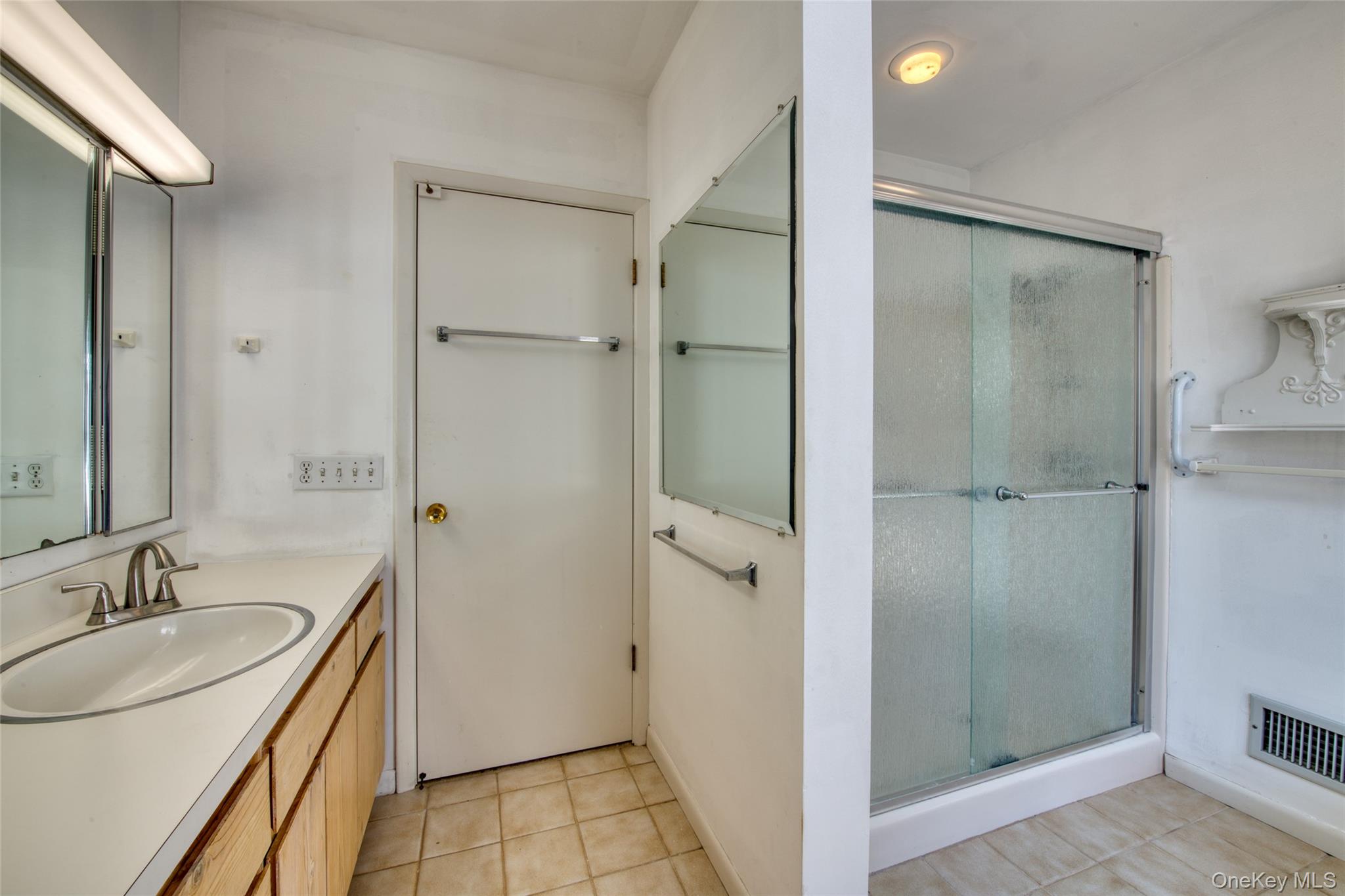 270 North Street, Cutchogue, NY 11935