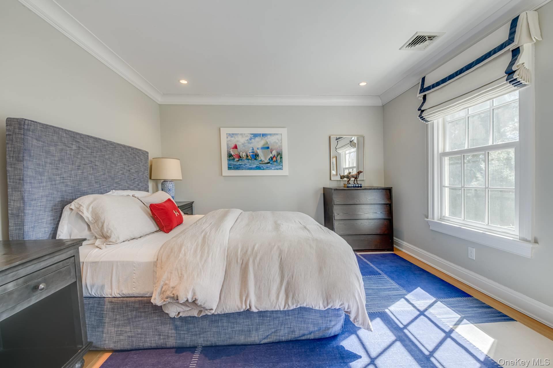 98 Lewis Street, Southampton, NY 11968