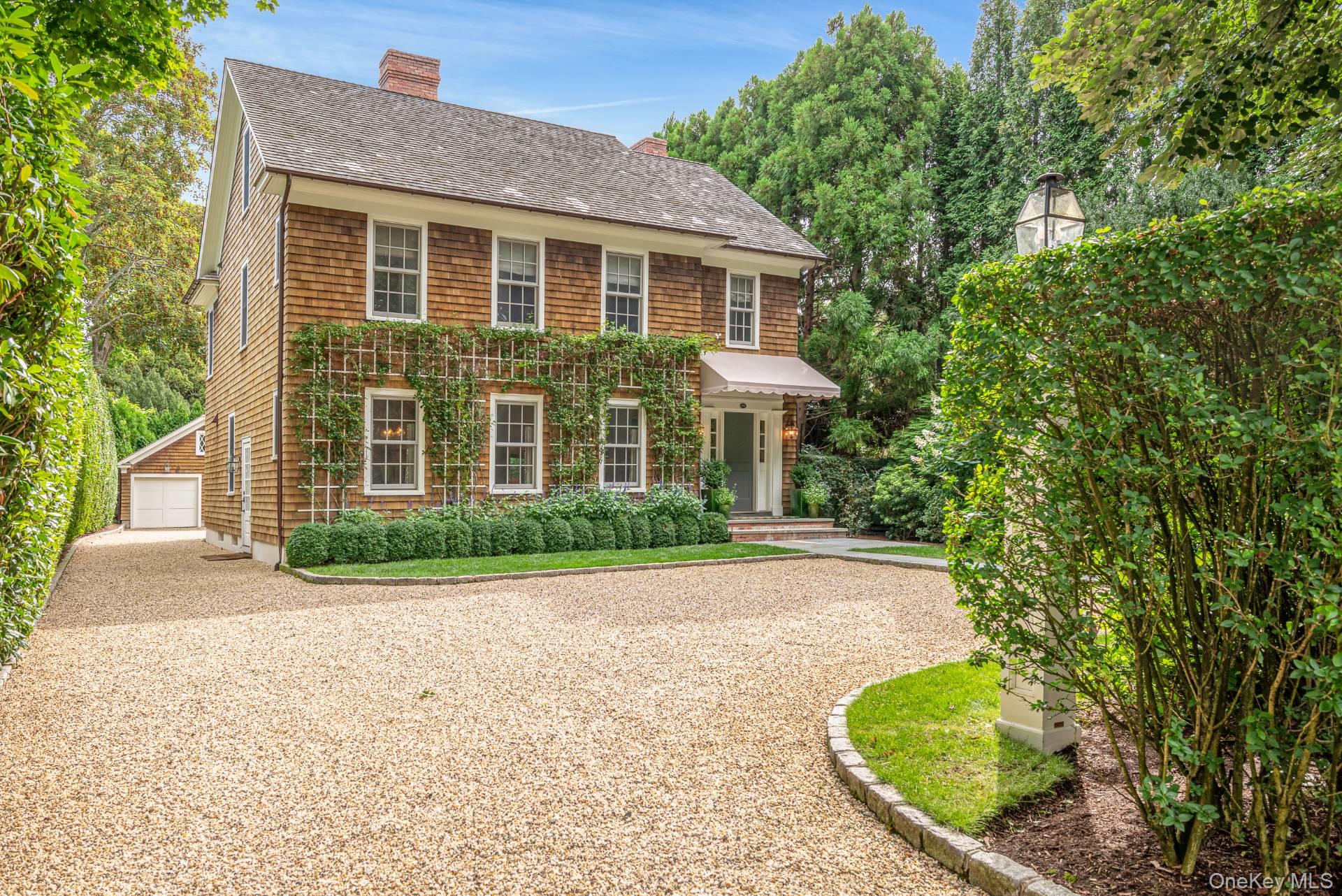 98 Lewis Street, Southampton, NY 11968