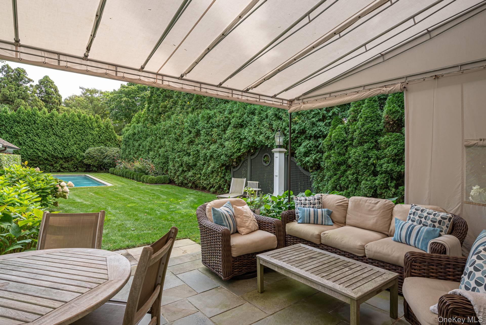 98 Lewis Street, Southampton, NY 11968