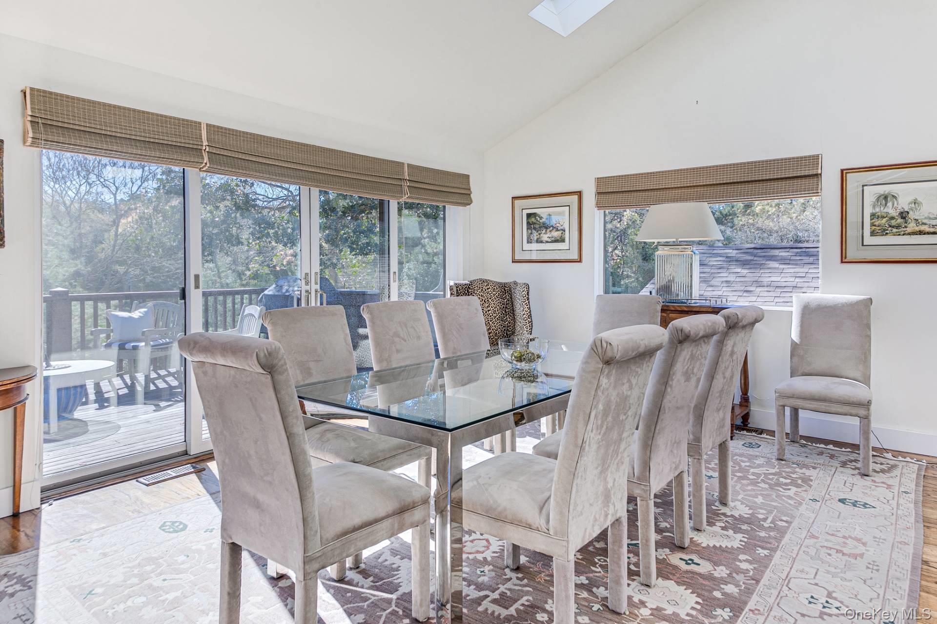 4 Blackwatch Court, Southampton, NY 11968