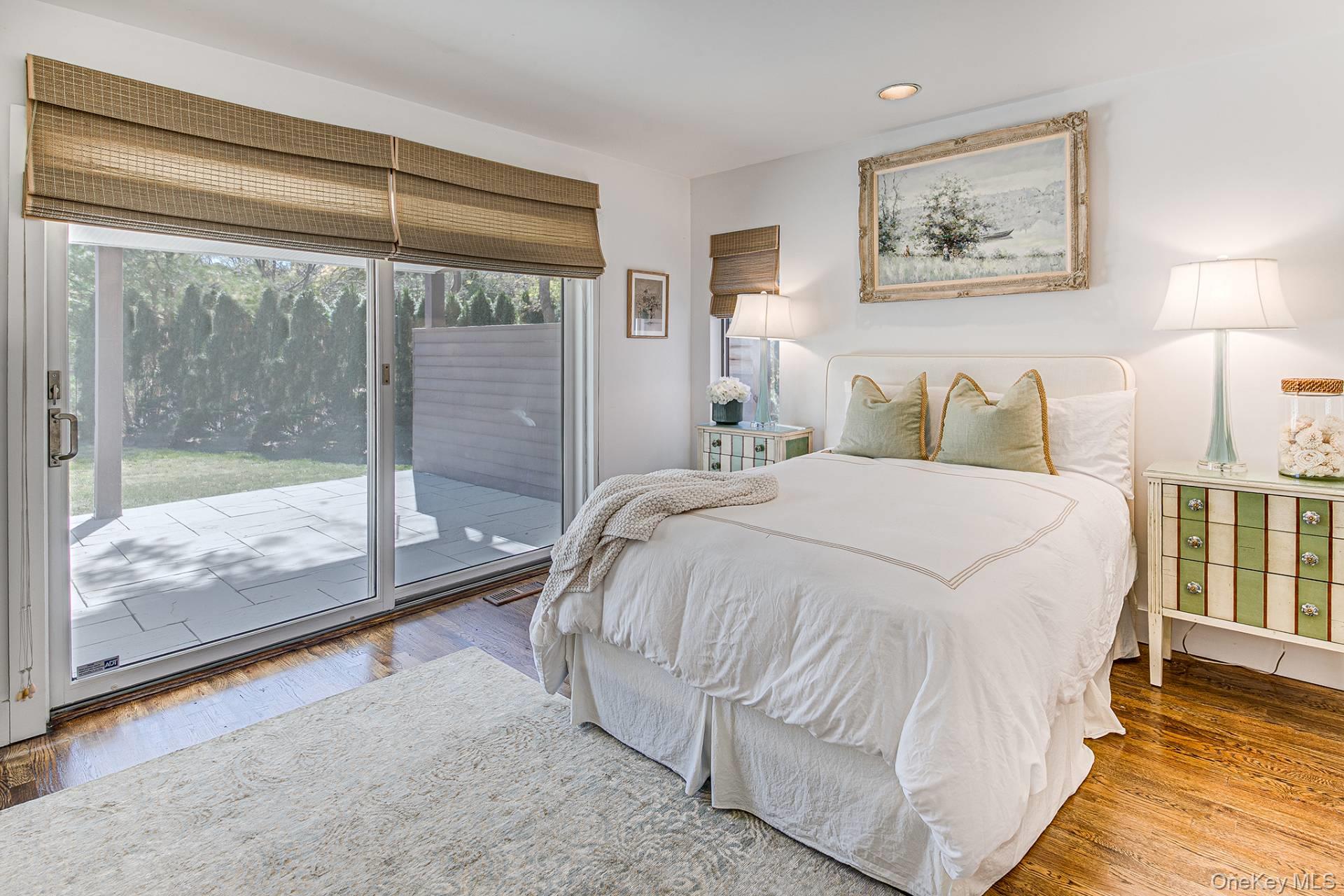 4 Blackwatch Court, Southampton, NY 11968