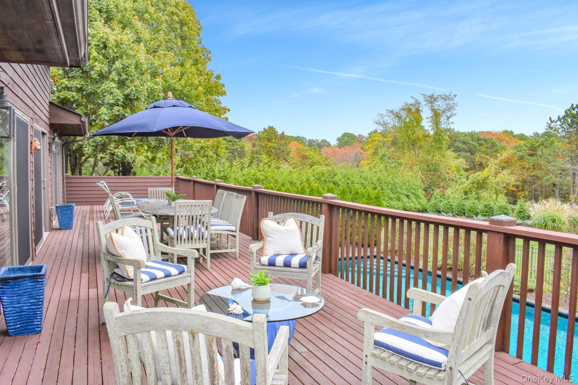 4 Blackwatch Court, Southampton, NY 11968