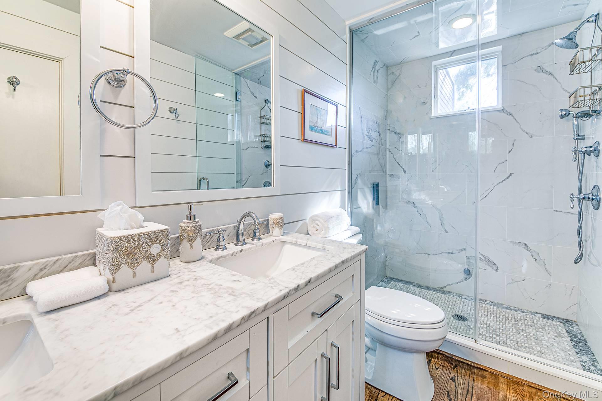 4 Blackwatch Court, Southampton, NY 11968