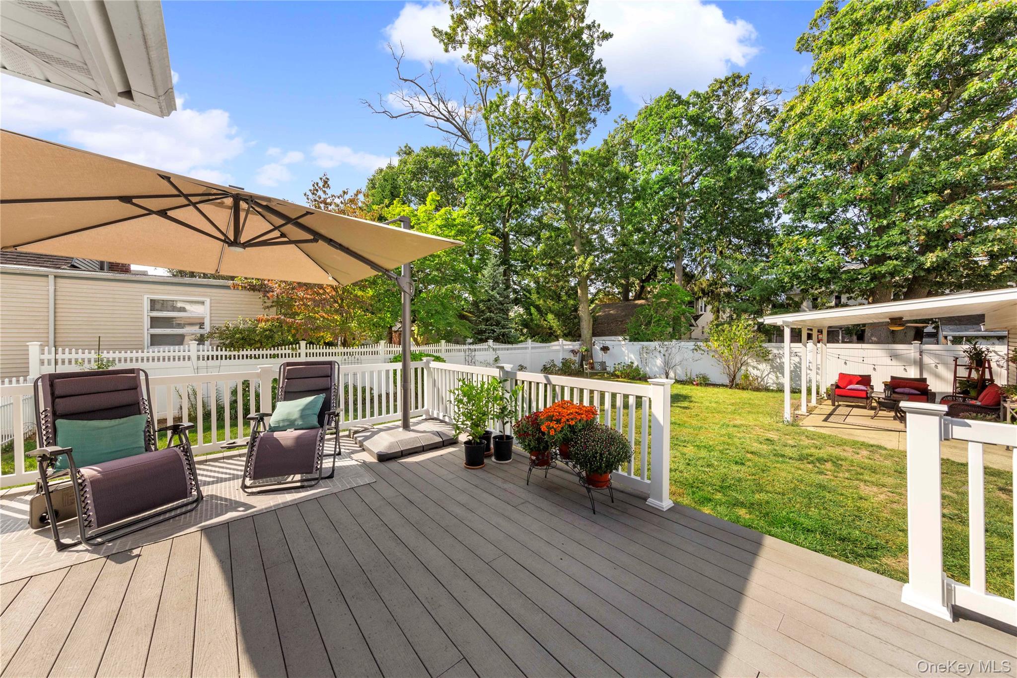 85 Edmund Street Street, Lynbrook, NY 11563