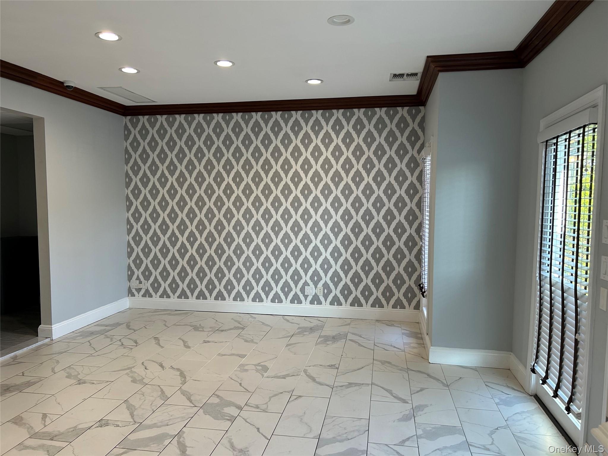 361 Union Boulevard, West Islip, NY 11795