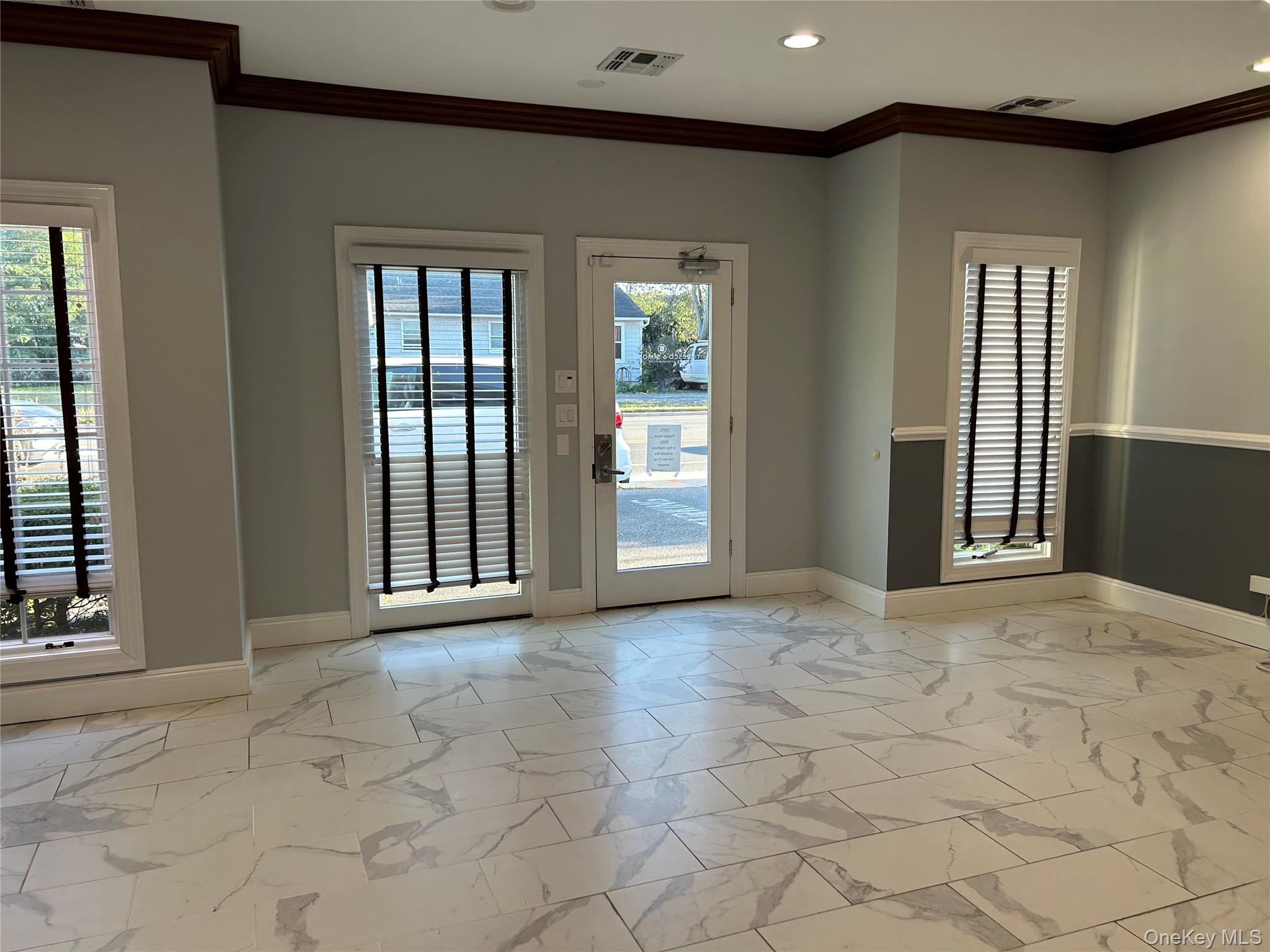 361 Union Boulevard, West Islip, NY 11795