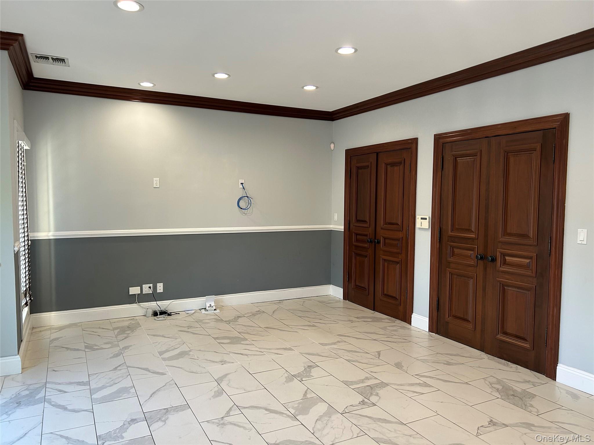 361 Union Boulevard, West Islip, NY 11795