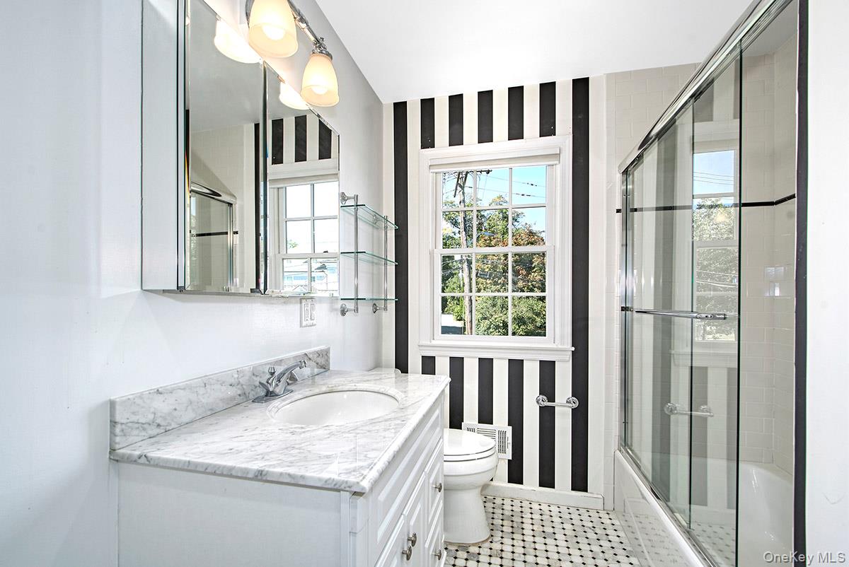 5 Stonycrest Road, Rye, NY 10580