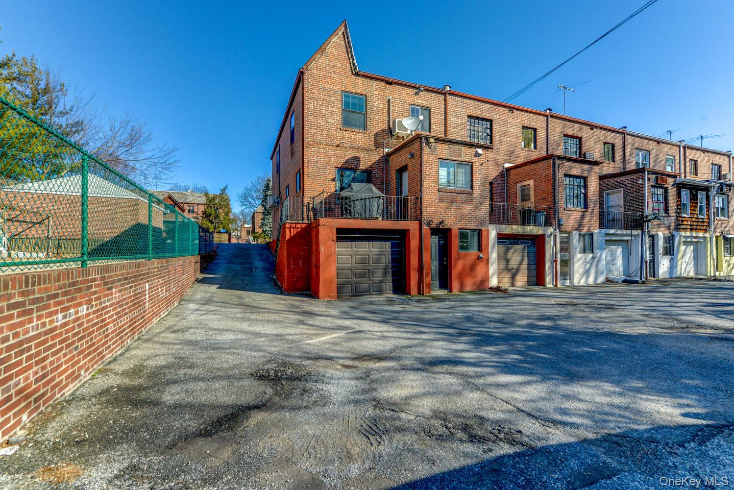 67-54 Groton Street, Forest Hills, NY 11375