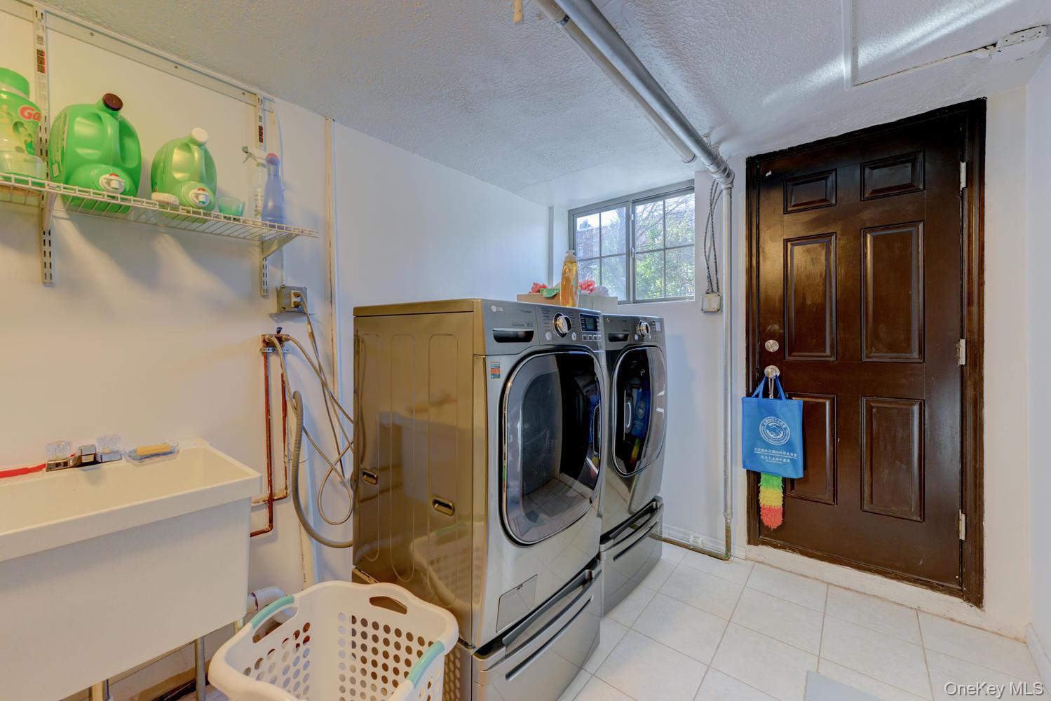 67-54 Groton Street, Forest Hills, NY 11375