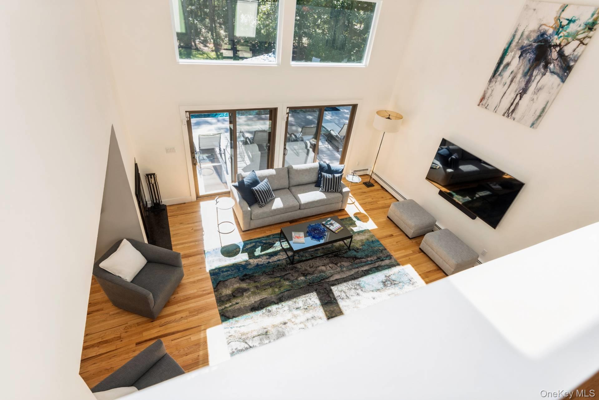 1 Deer Path, Quogue, NY 11959