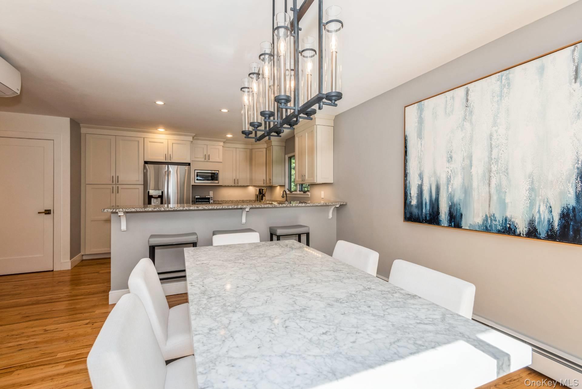 1 Deer Path, Quogue, NY 11959