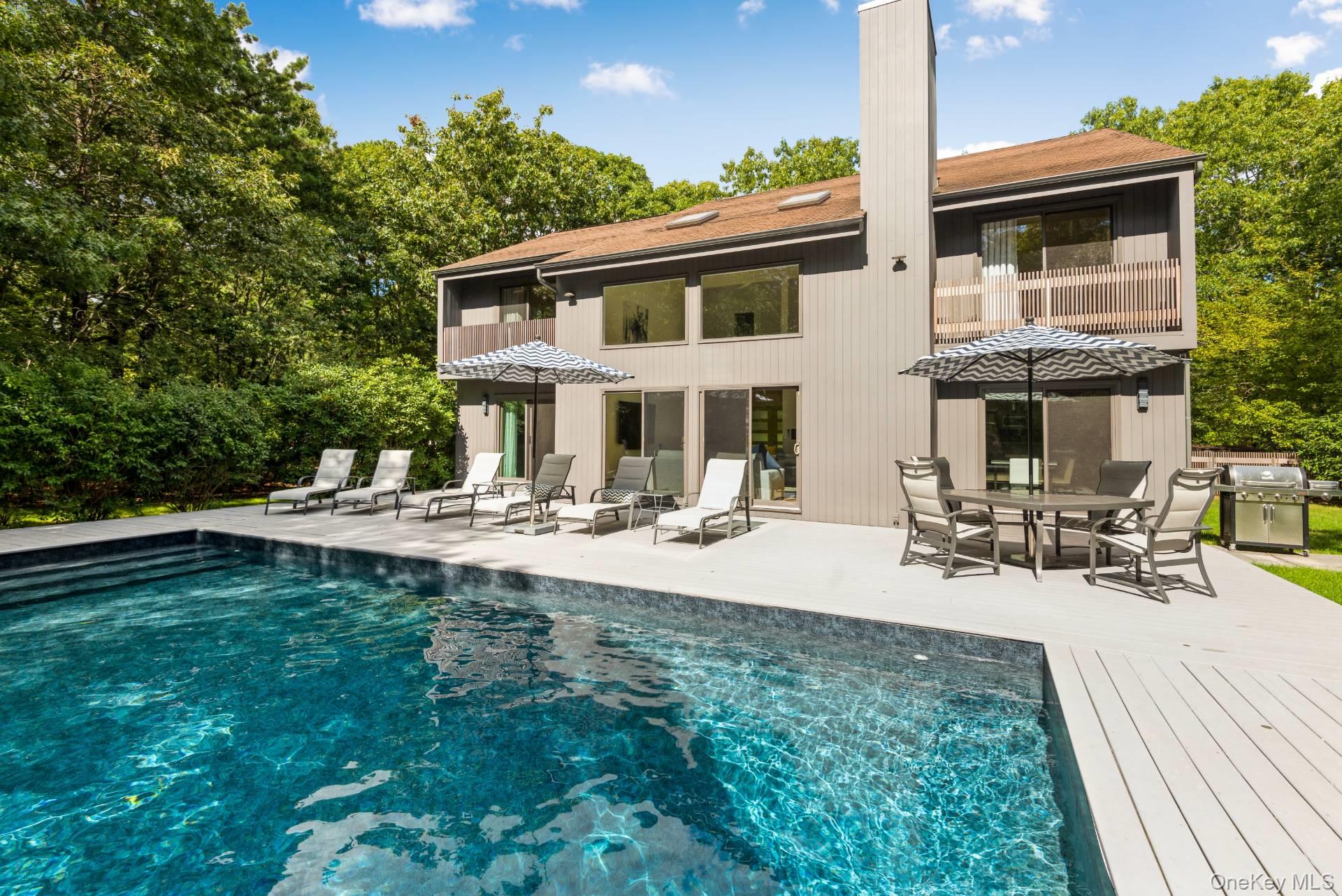 1 Deer Path, Quogue, NY 11959