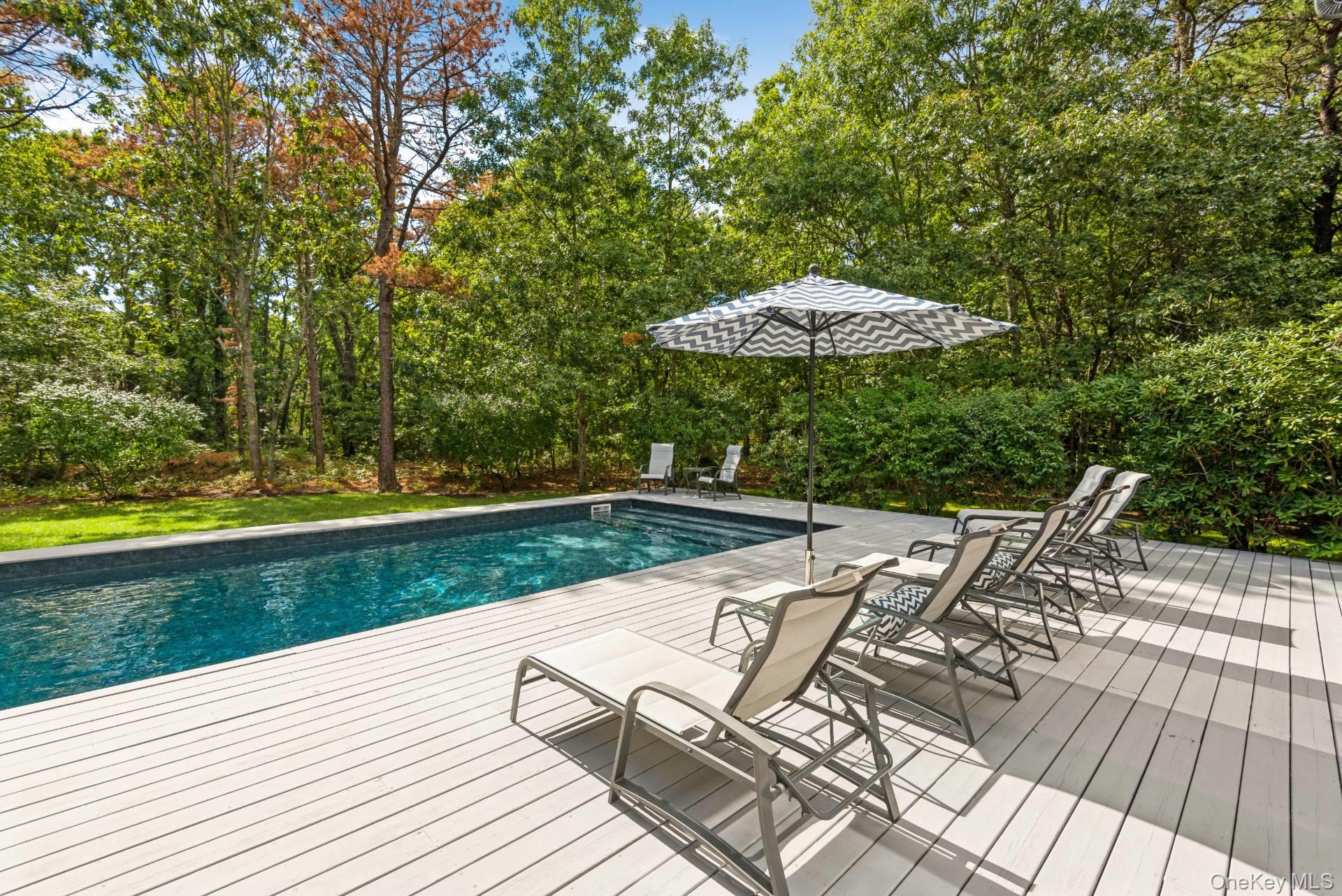 1 Deer Path, Quogue, NY 11959