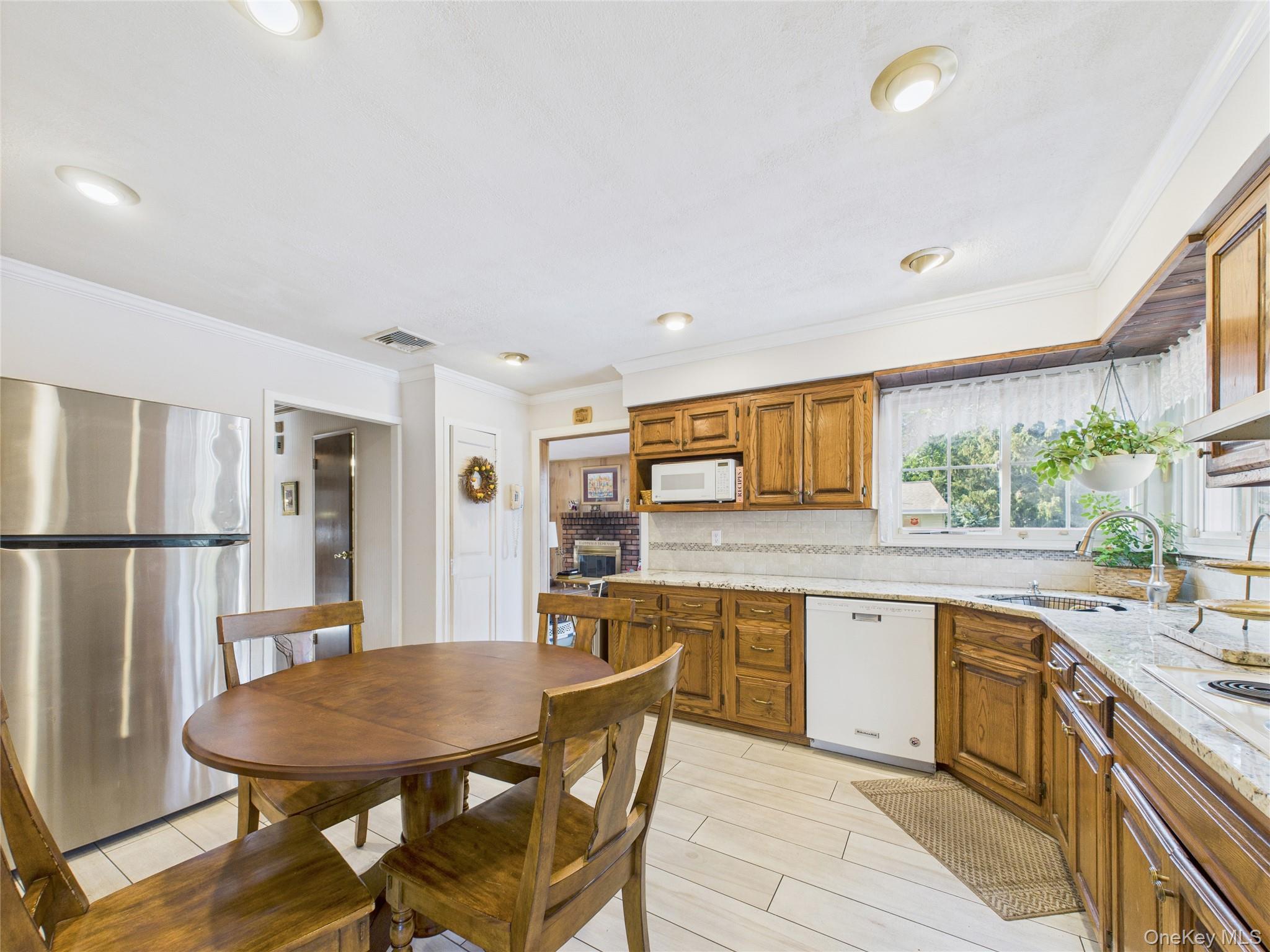 5 Gristmill Drive, Kings Park, NY 11754