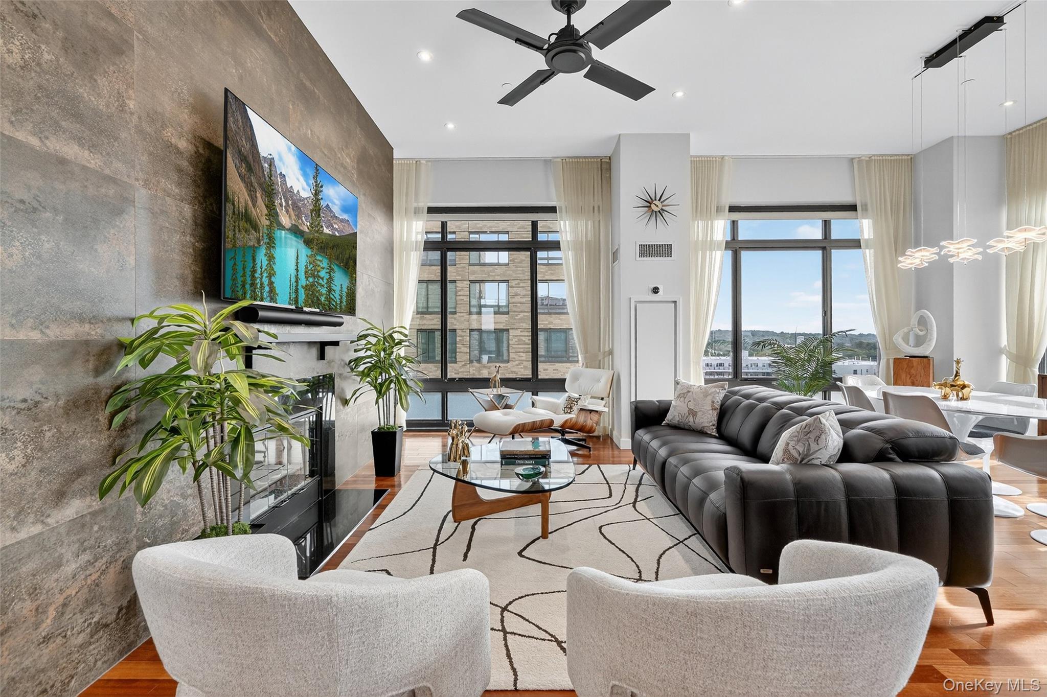 25 City Place # PHC, White Plains, NY 10601