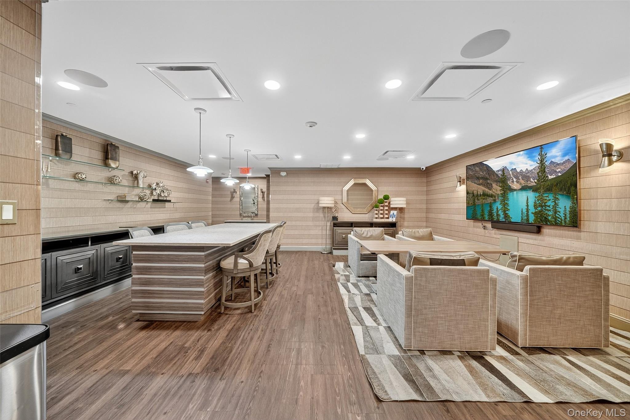 25 City Place # PHC, White Plains, NY 10601