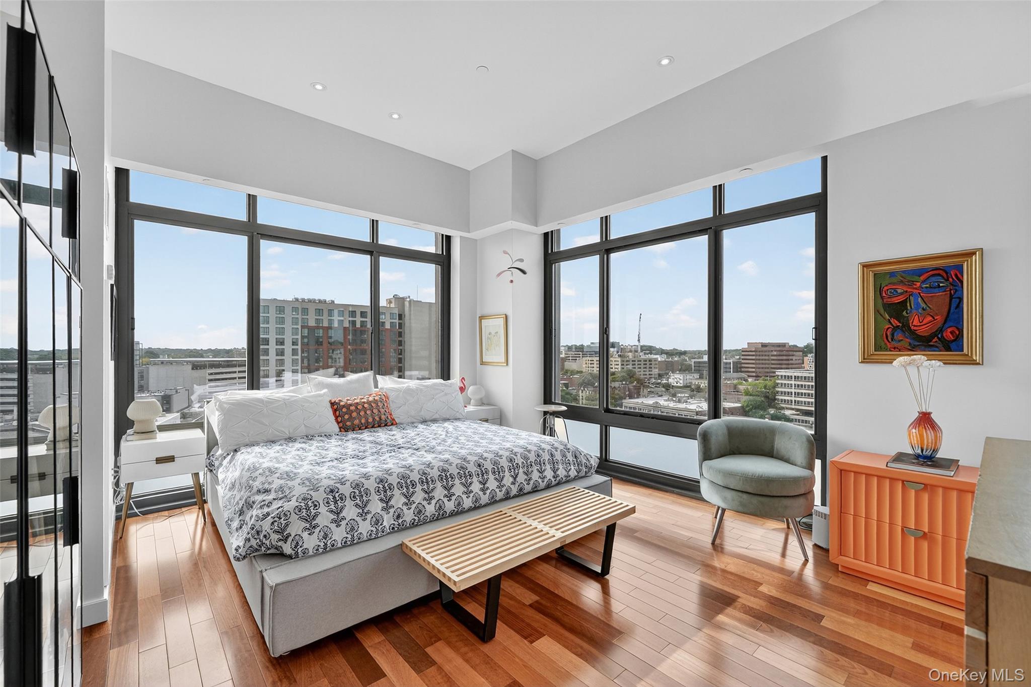 25 City Place # PHC, White Plains, NY 10601