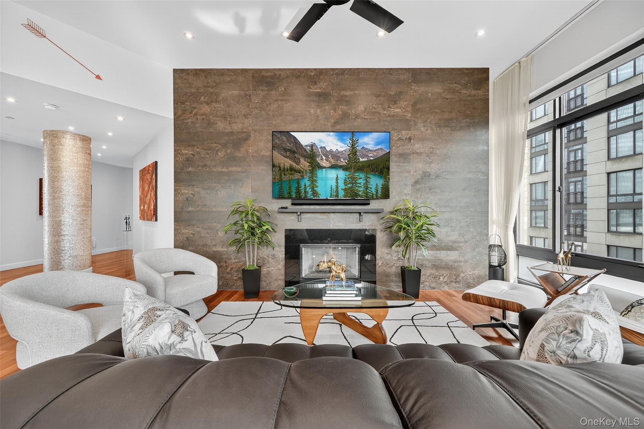 25 City Place # PHC, White Plains, NY 10601