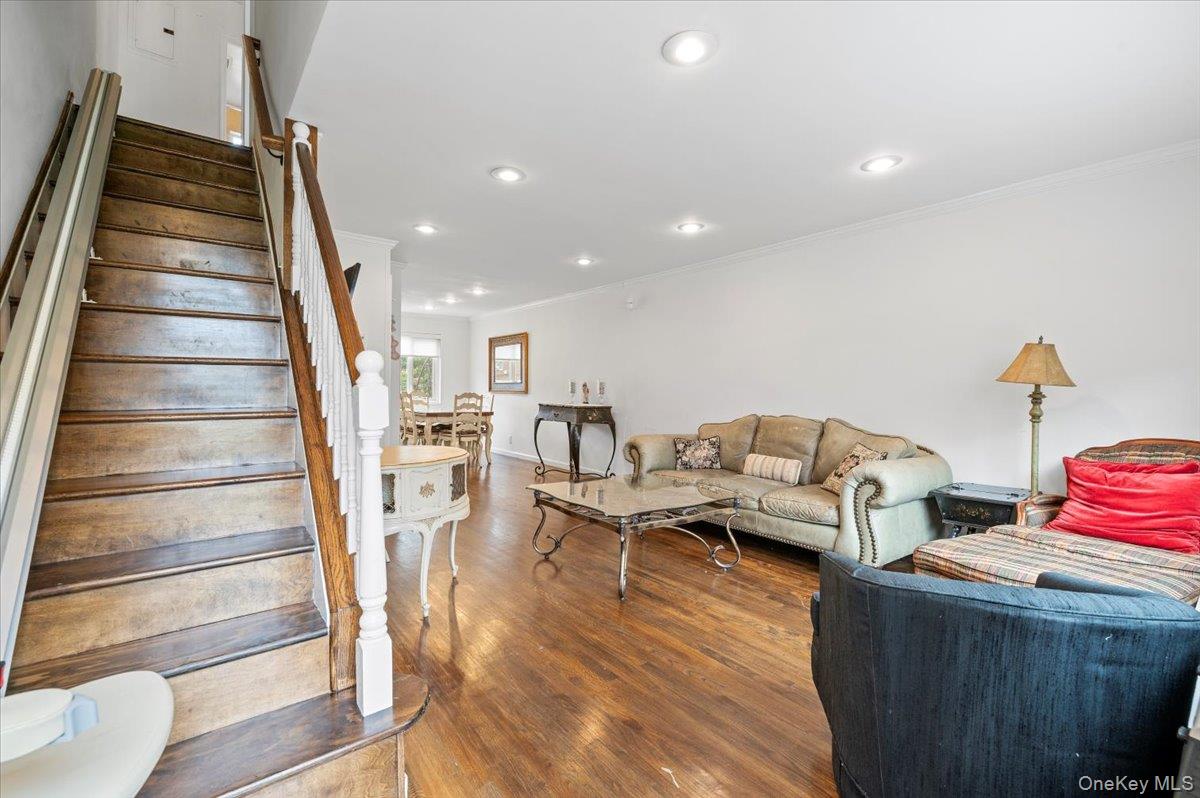 15-38 Bell Boulevard # 232, Bayside, NY 11360