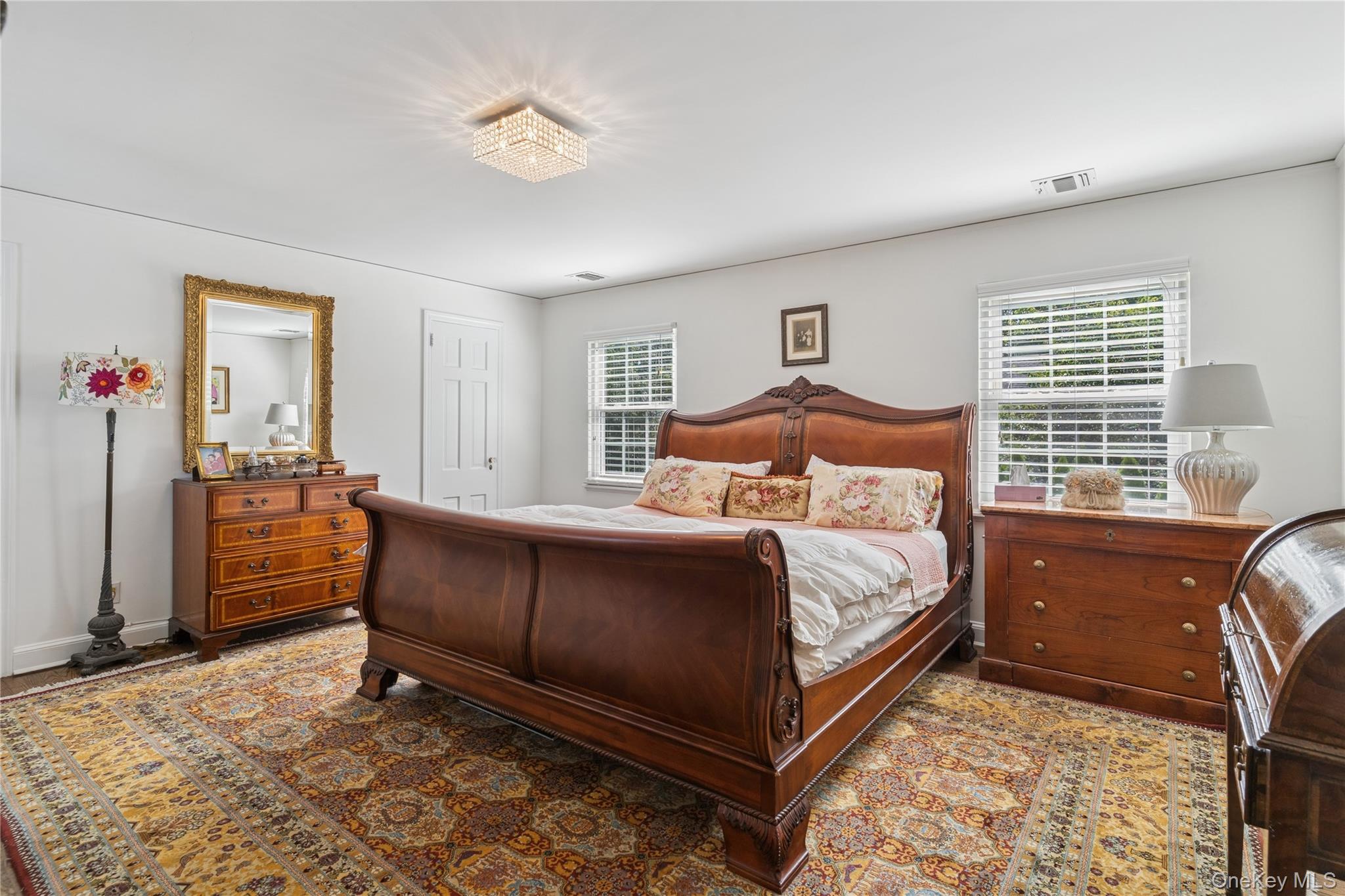 68 Kenwood Road, Garden City, NY 11530