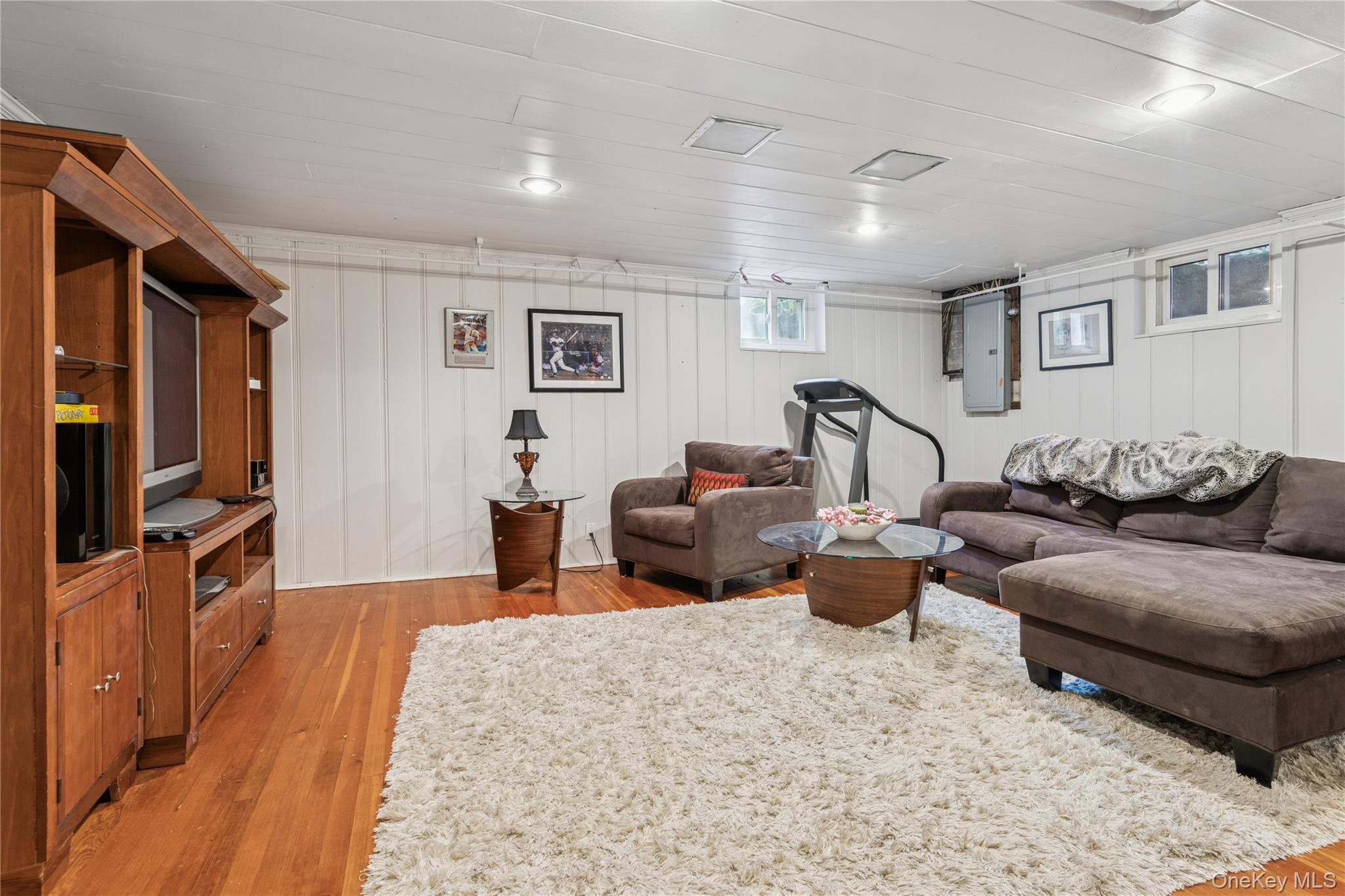 68 Kenwood Road, Garden City, NY 11530