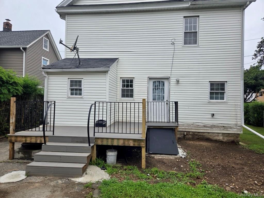 223 Jackson Avenue, Mineola, NY 11501