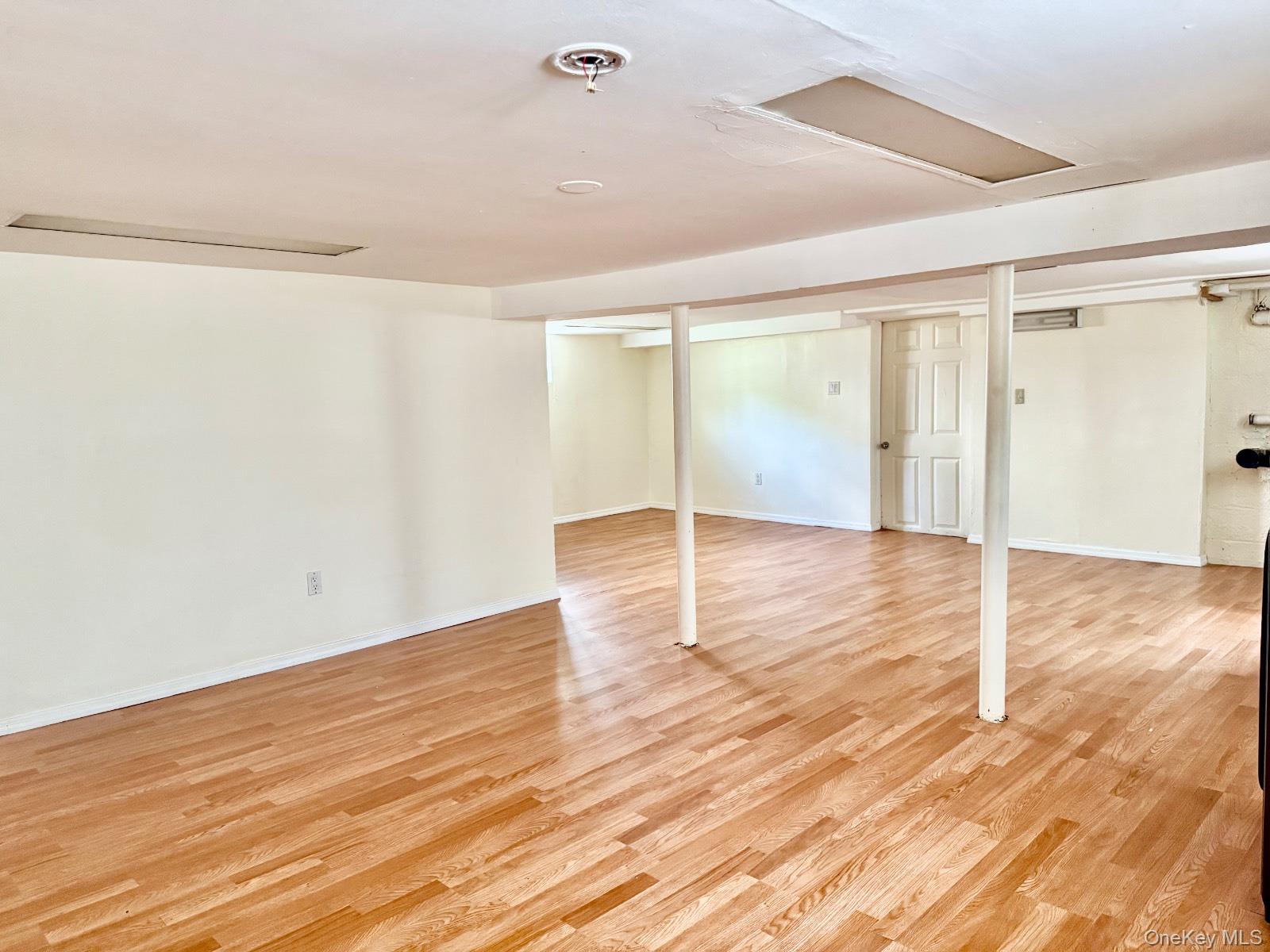 223 Jackson Avenue, Mineola, NY 11501