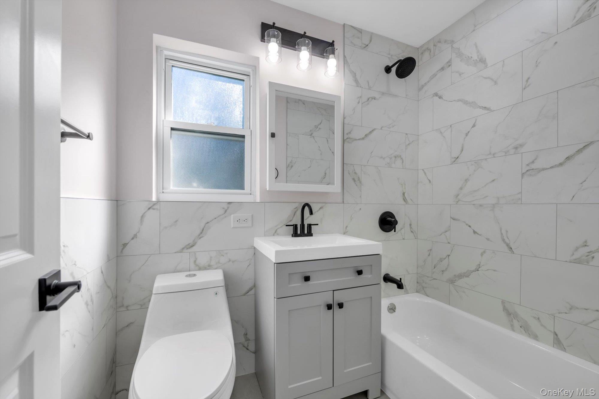 1594 Union Avenue, Hewlett, NY 11557