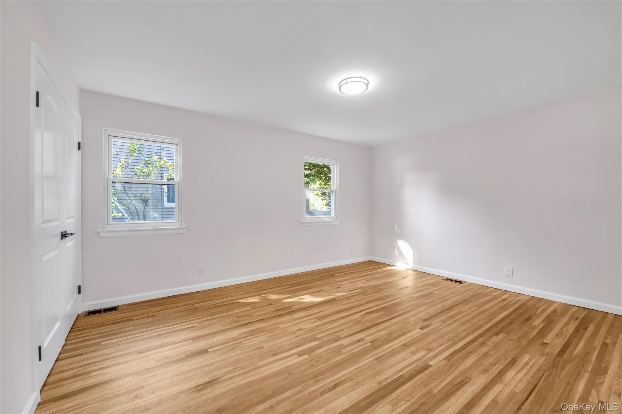 1594 Union Avenue, Hewlett, NY 11557