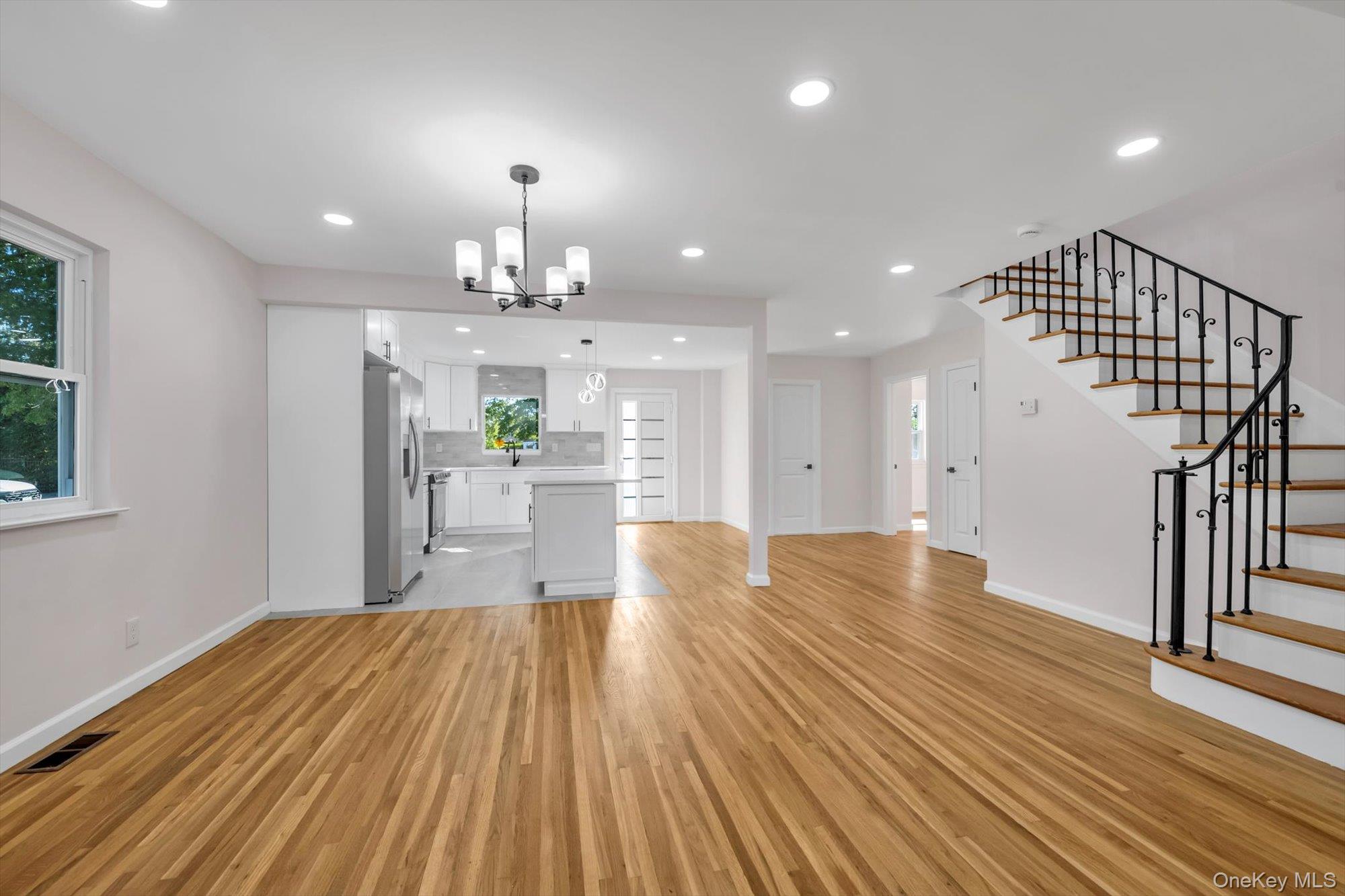 1594 Union Avenue, Hewlett, NY 11557