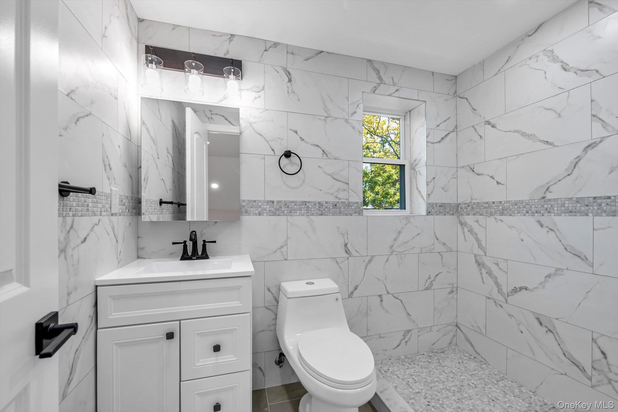 1594 Union Avenue, Hewlett, NY 11557