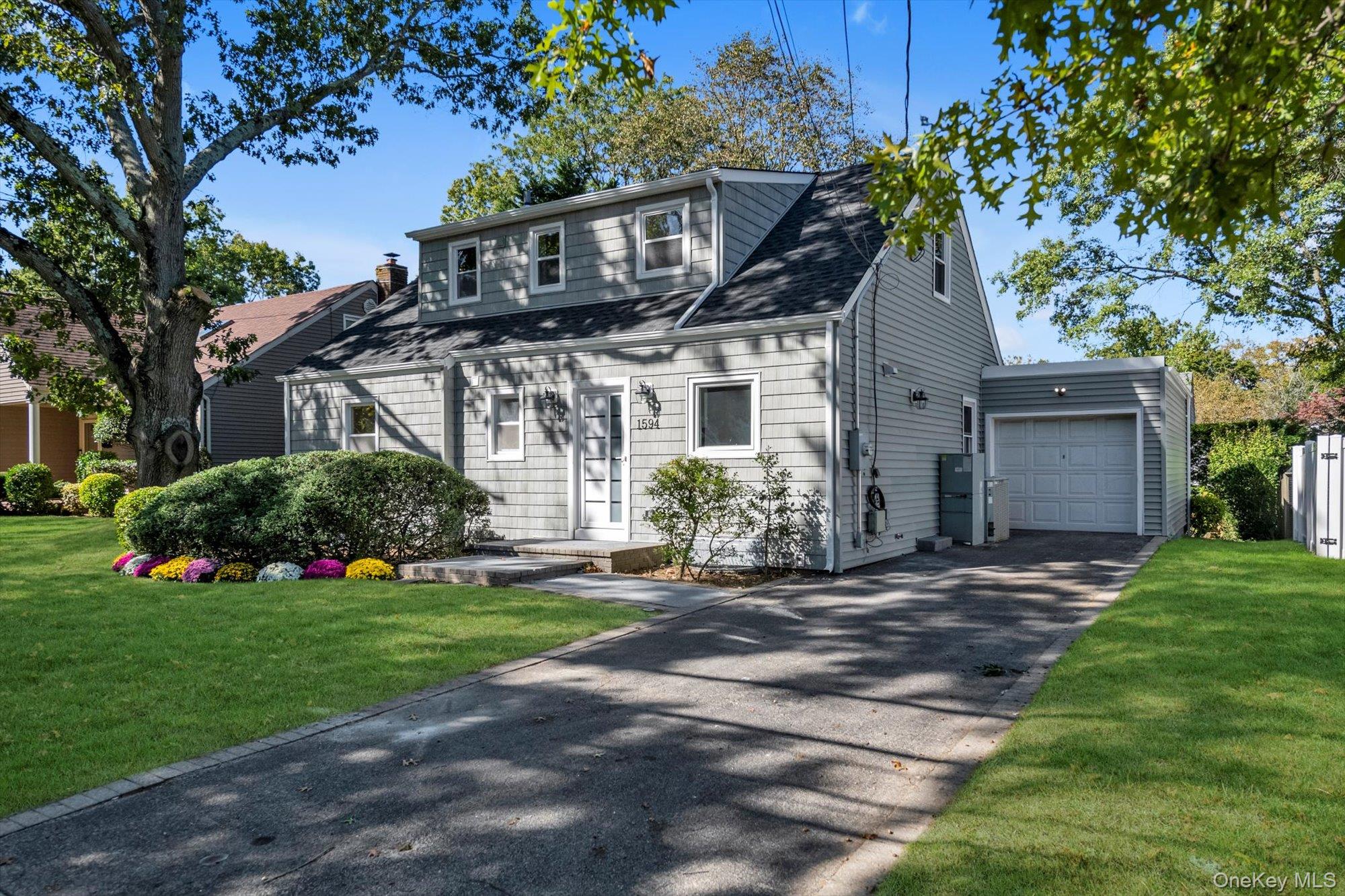 1594 Union Avenue, Hewlett, NY 11557