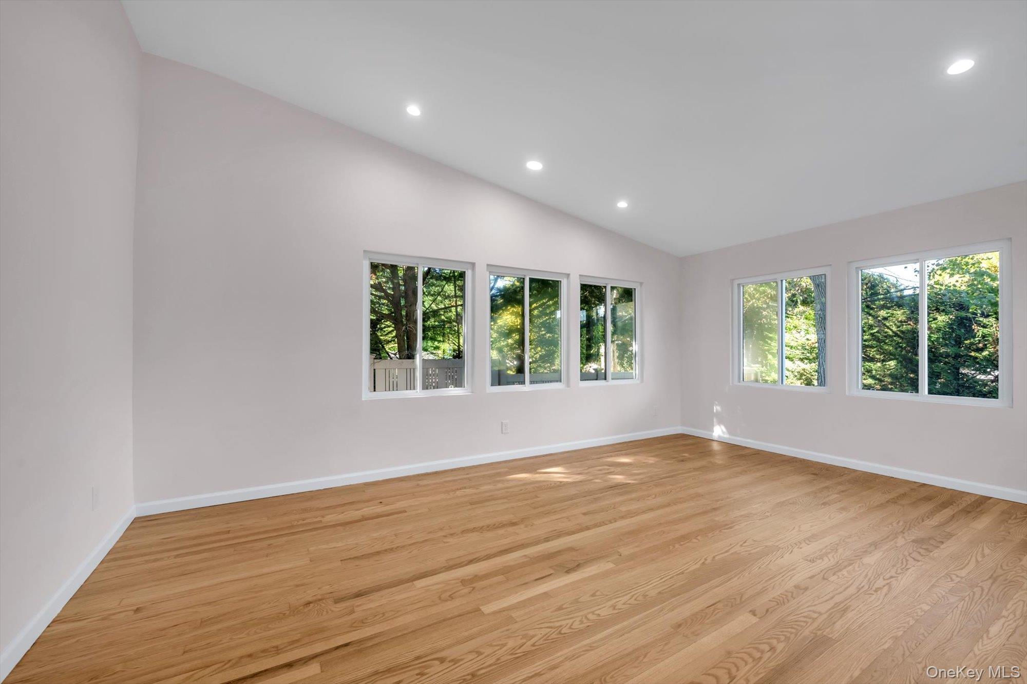 1594 Union Avenue, Hewlett, NY 11557