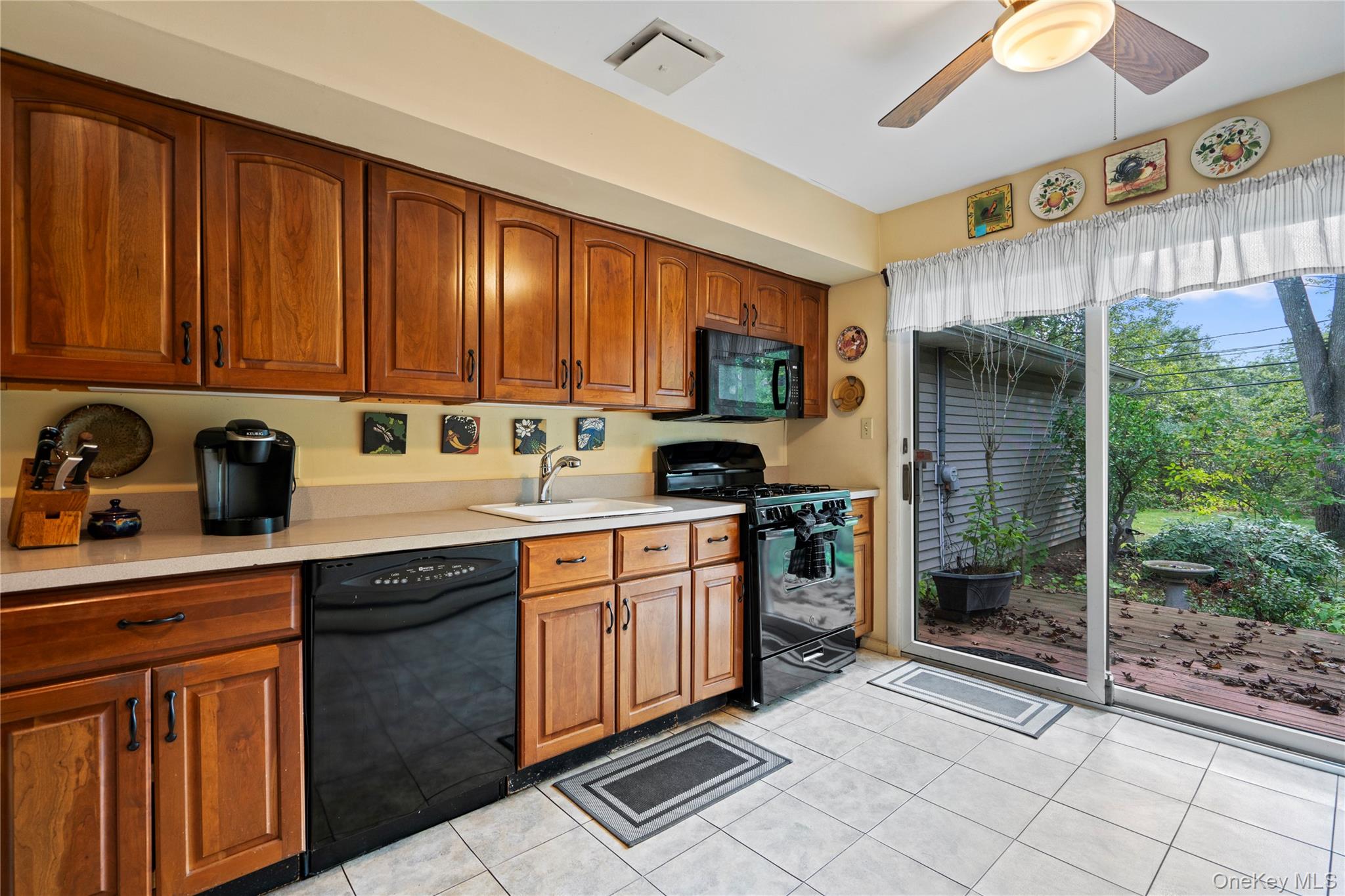 6 Violet Lane, Commack, NY 11725