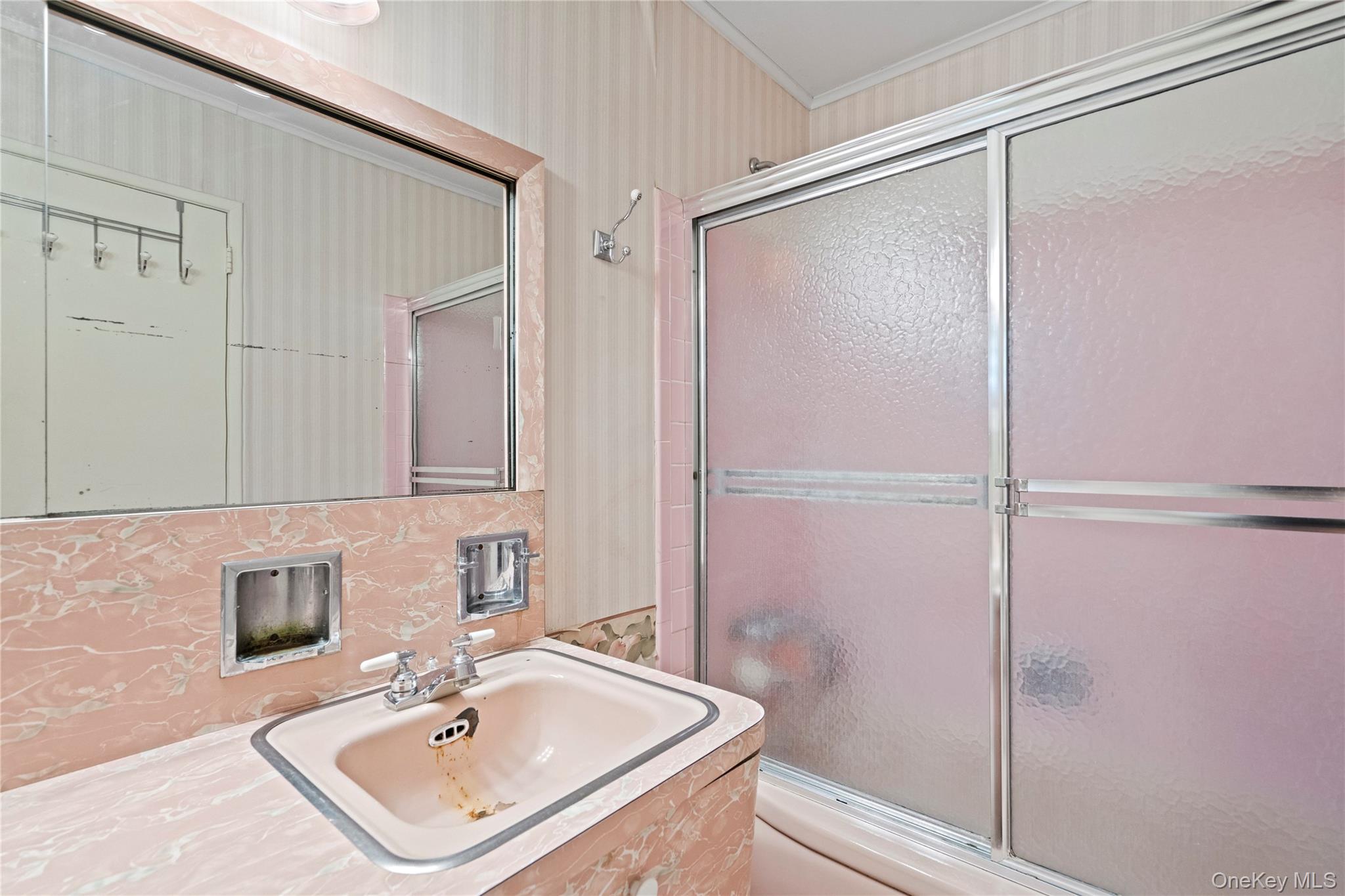 6 Violet Lane, Commack, NY 11725