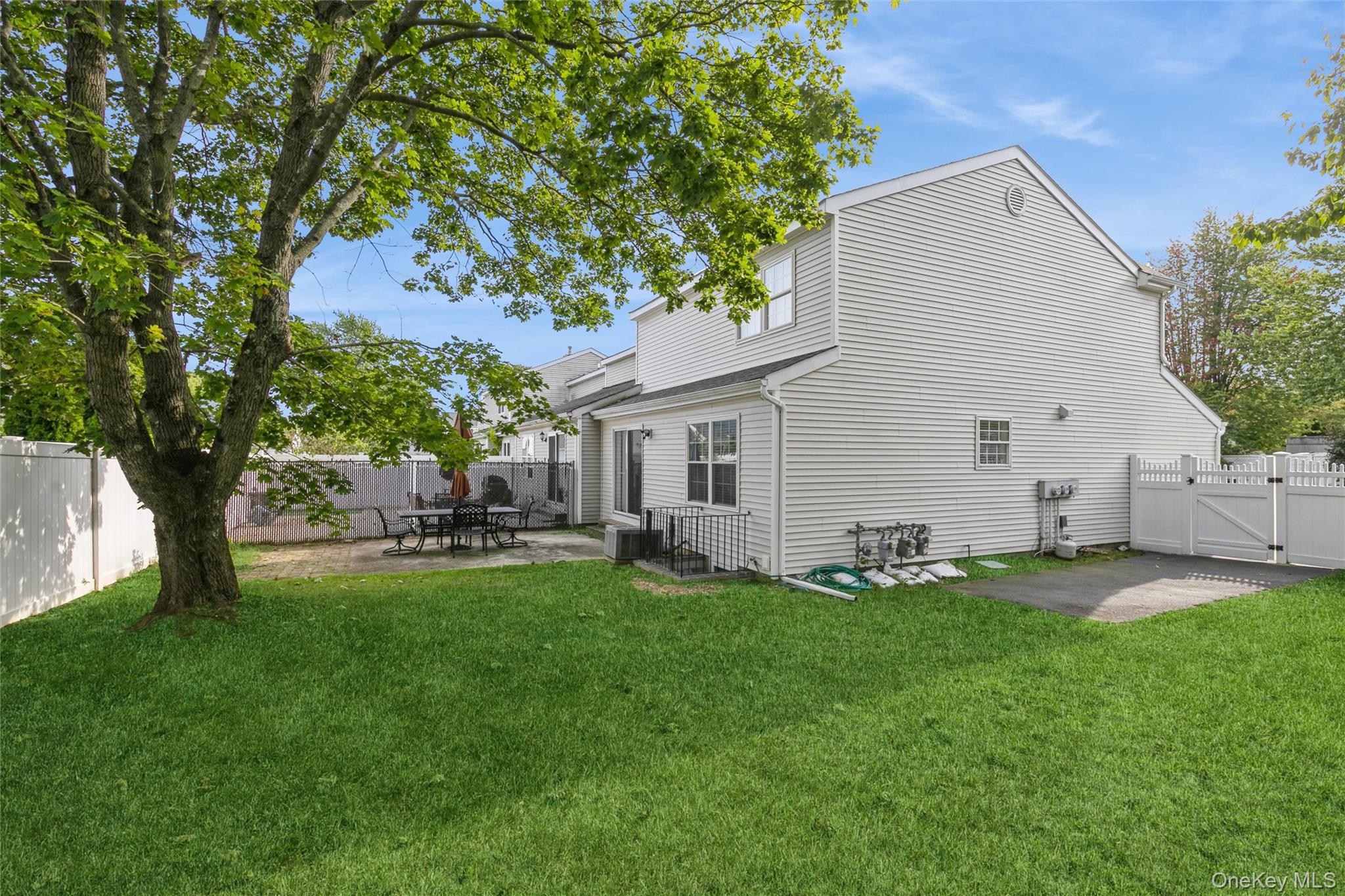 92 McKinney Street, Central Islip, NY 11722