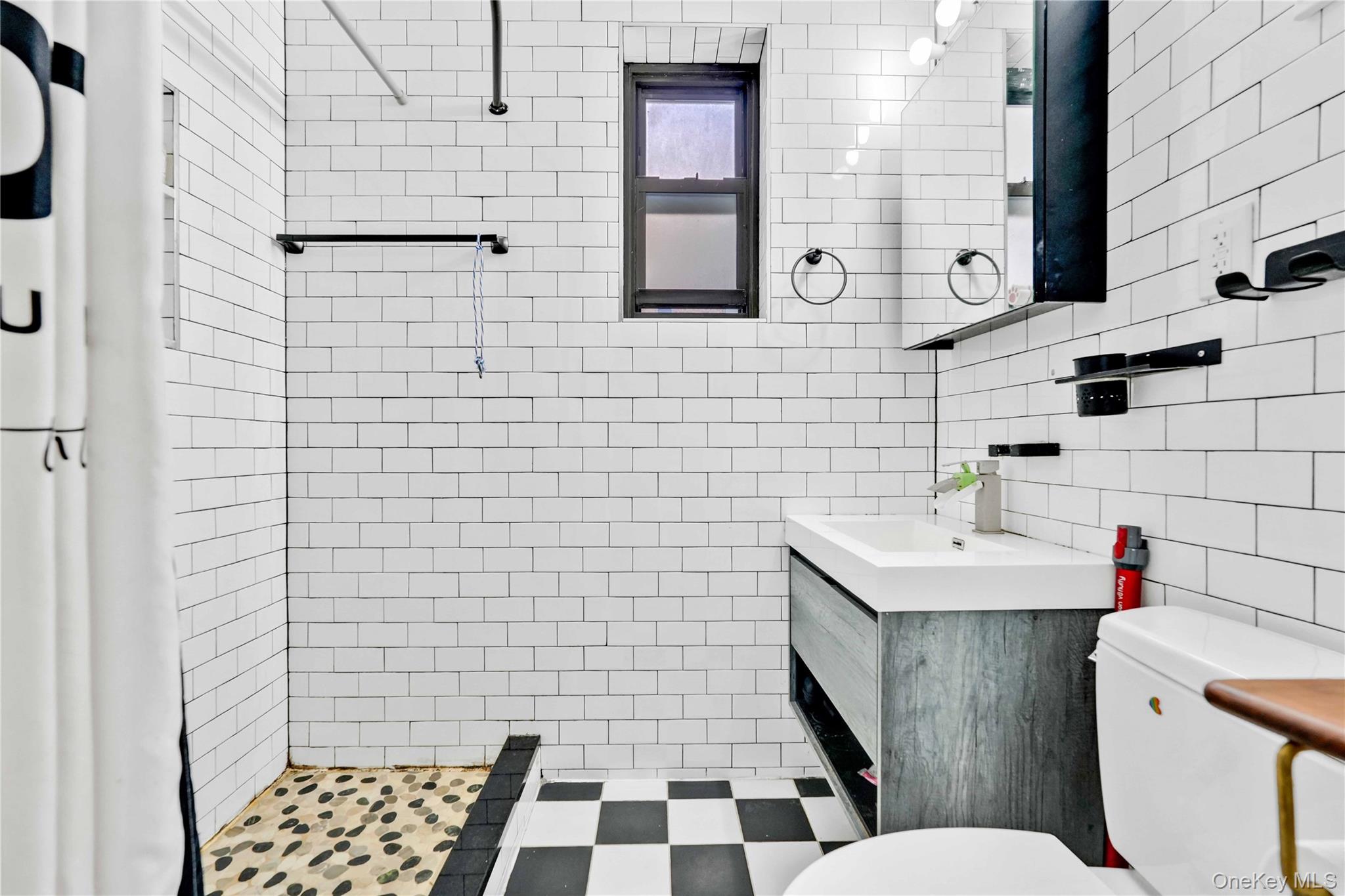 28-08 141st Street # 4C, Flushing, NY 11354