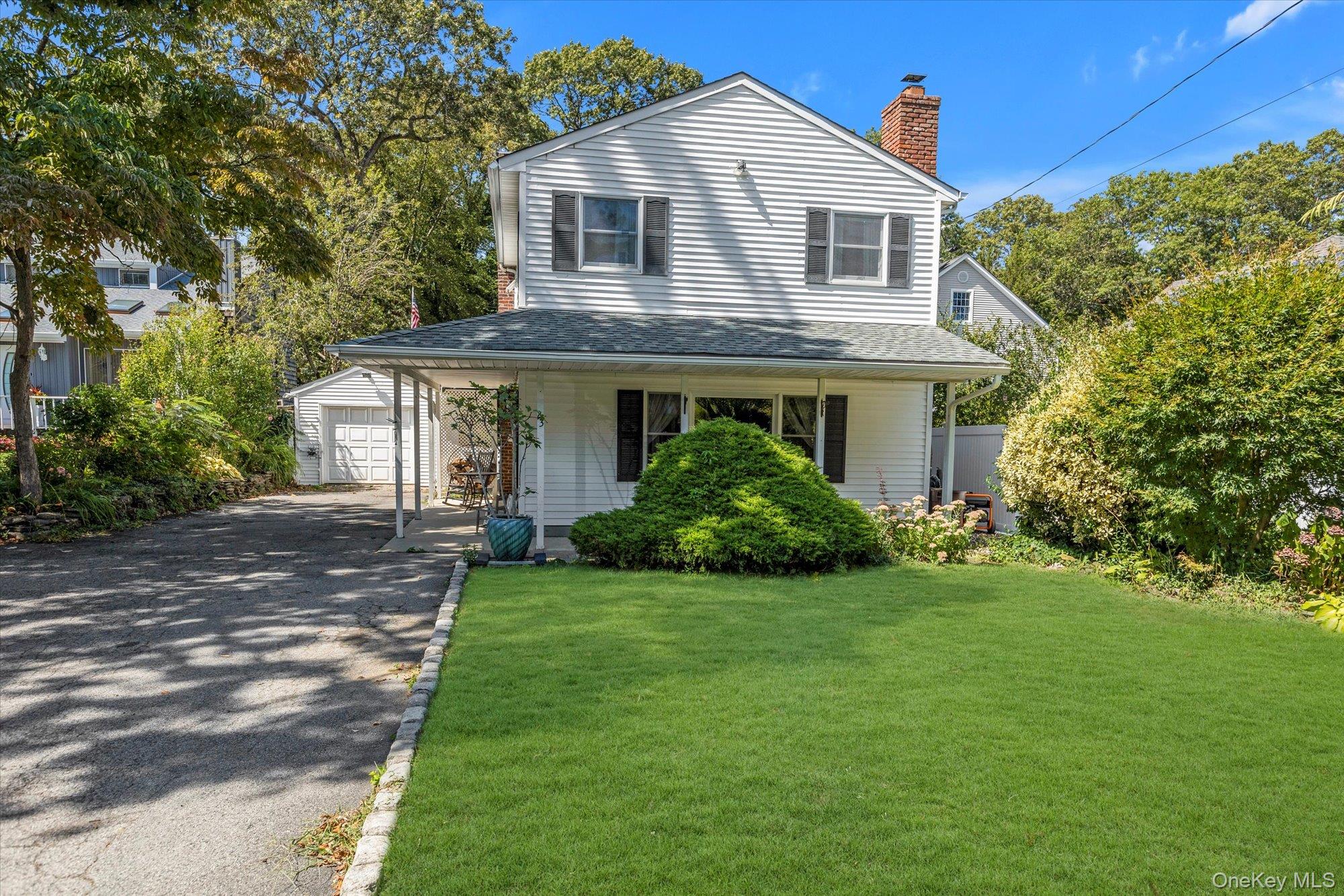 23 Birchwood Drive, Huntington Station, NY 11746