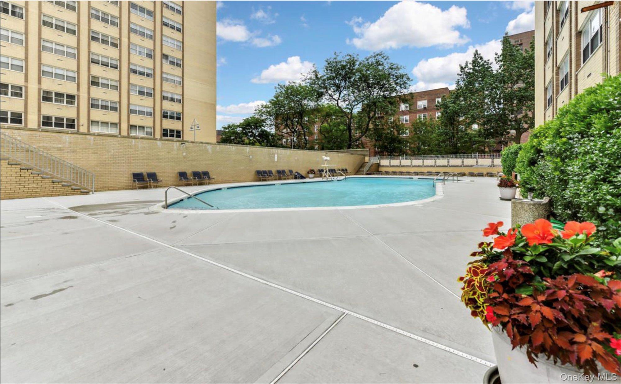 6636 Yellowstone Boulevard # 21C, Forest Hills, NY 11375