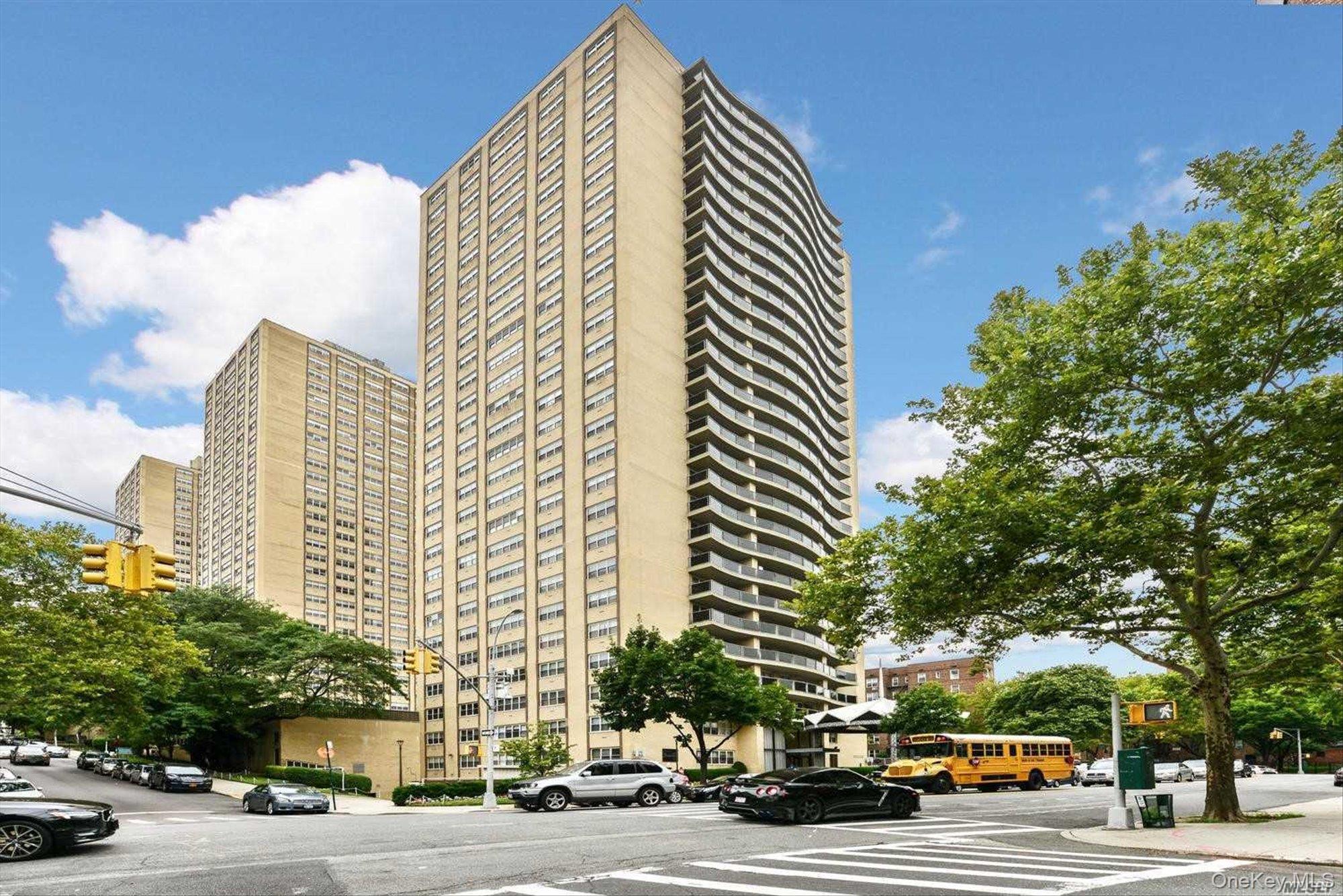 6636 Yellowstone Boulevard # 21C, Forest Hills, NY 11375