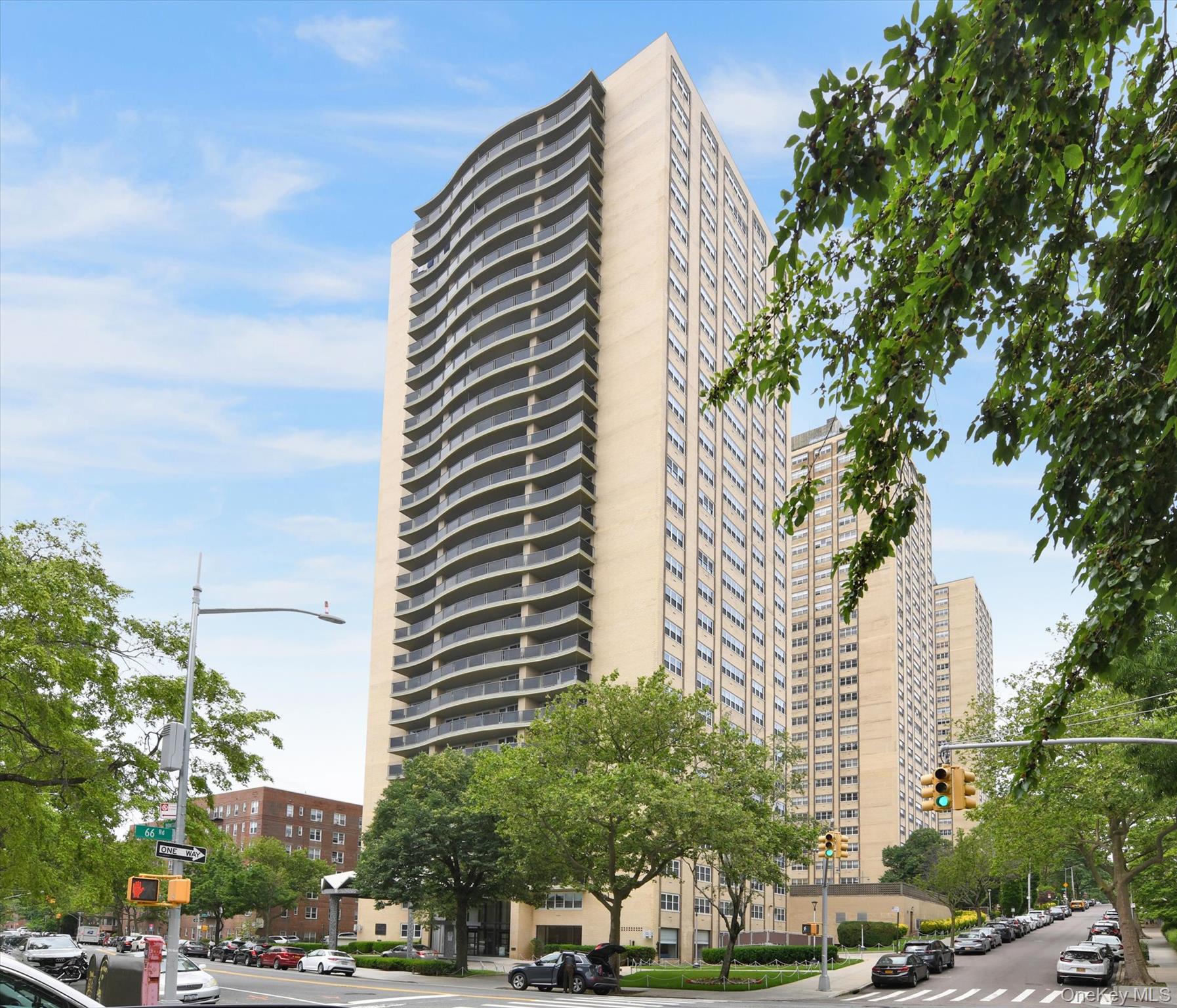 6636 Yellowstone Boulevard # 21C, Forest Hills, NY 11375