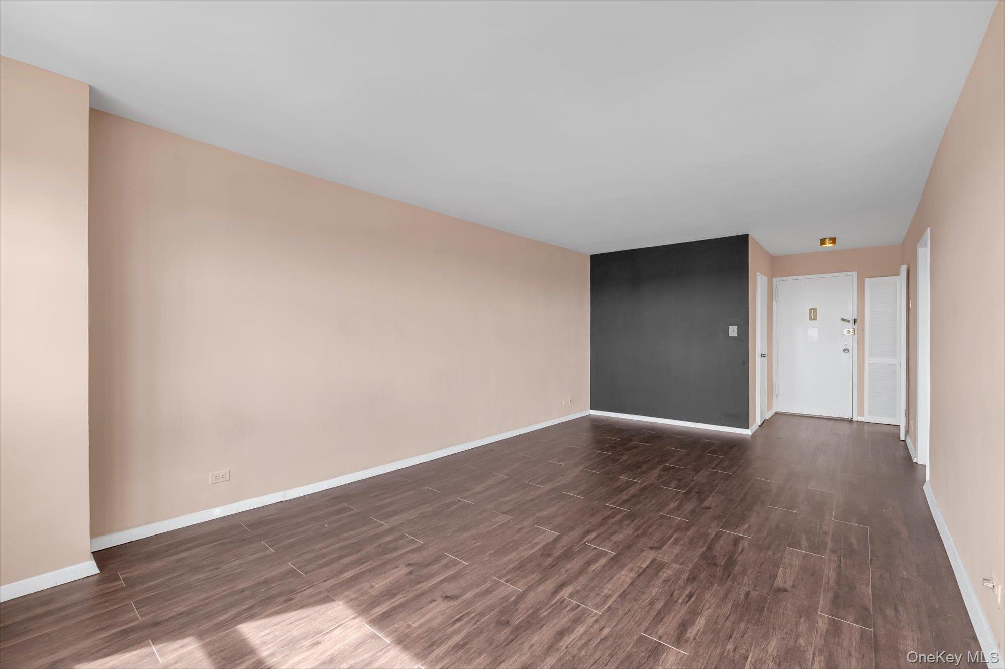 6636 Yellowstone Boulevard # 21C, Forest Hills, NY 11375