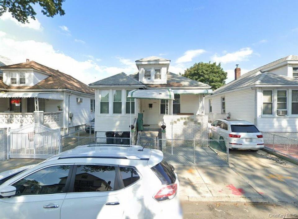 10425 126th Street, Richmond Hill, NY 11419