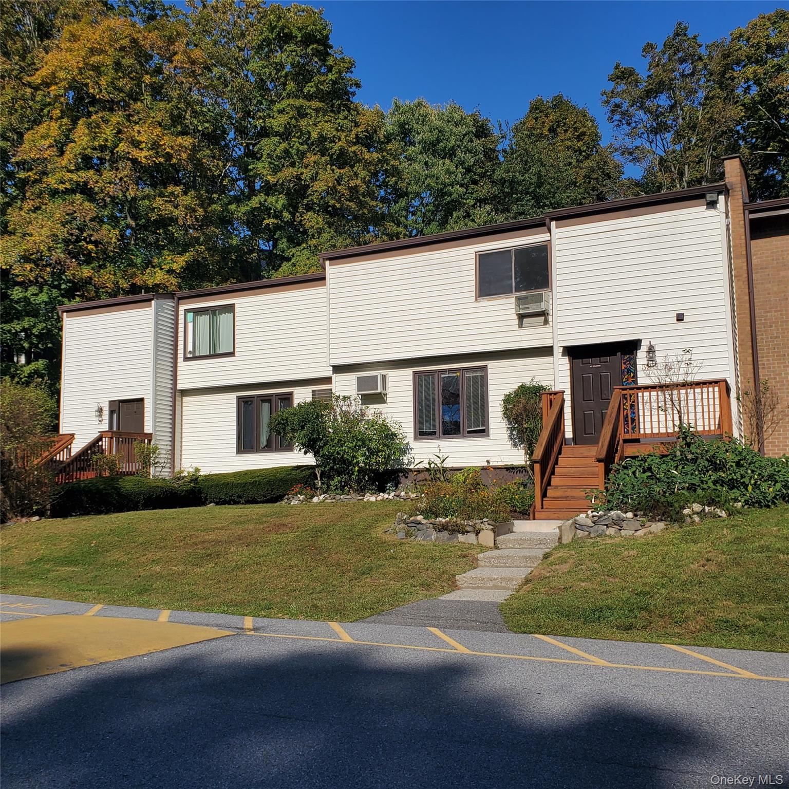 3 Hook Road # 32, Poughkeepsie, NY 12601