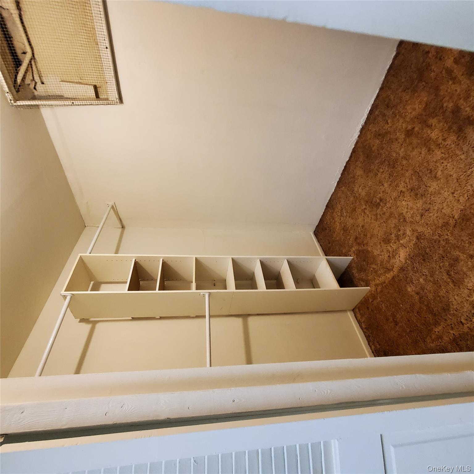 3 Hook Road # 32, Poughkeepsie, NY 12601